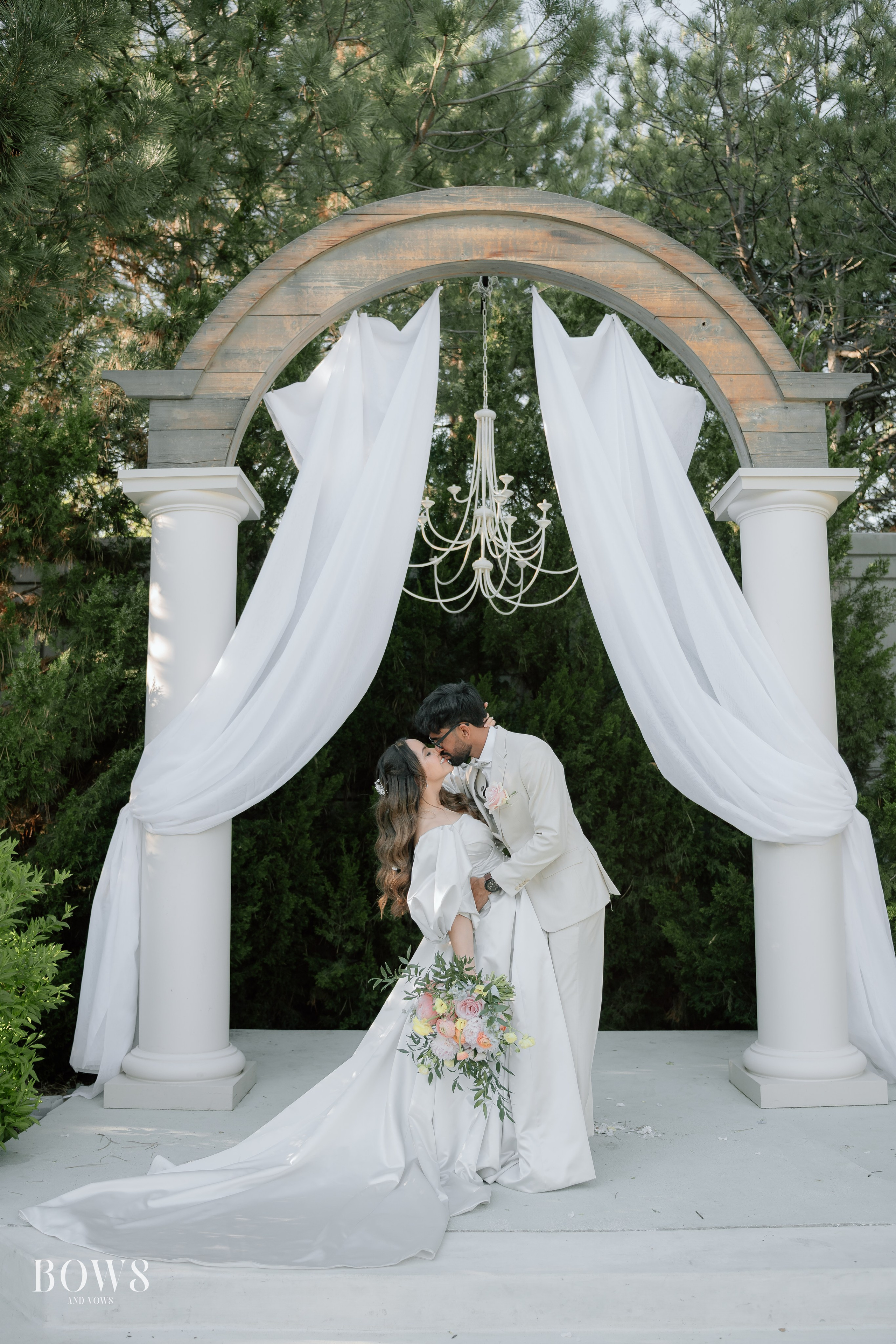 ARAVIND & MARISSA. WEDDING PHOTO COLOR GRADING