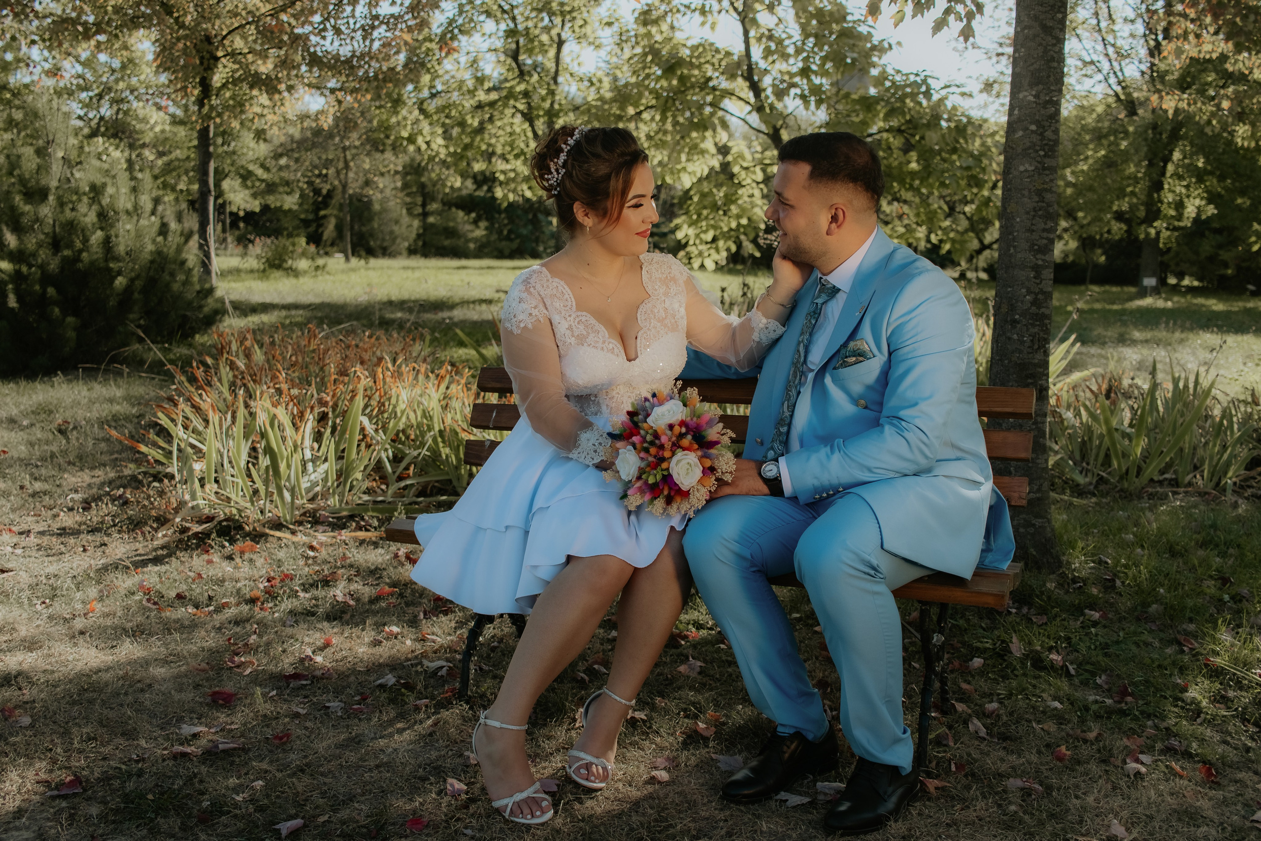 Ramona & Sebi. Fotograf si videograf — evenimente si studio