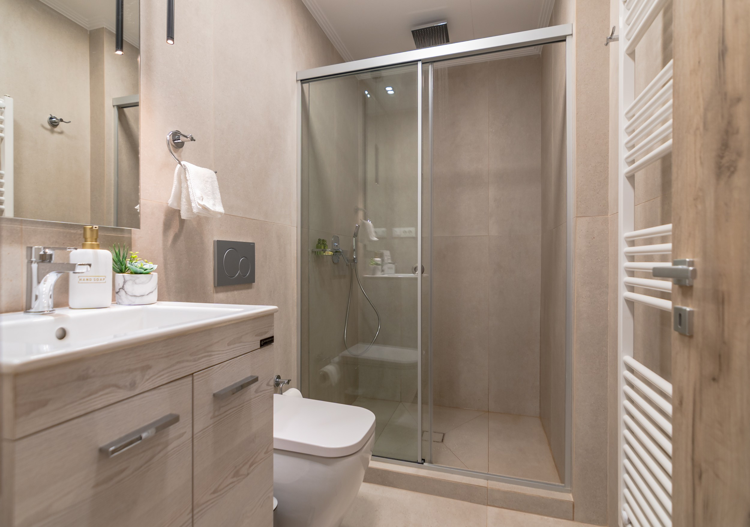 Stone House in Plaka. Photograper in Chania, Crete