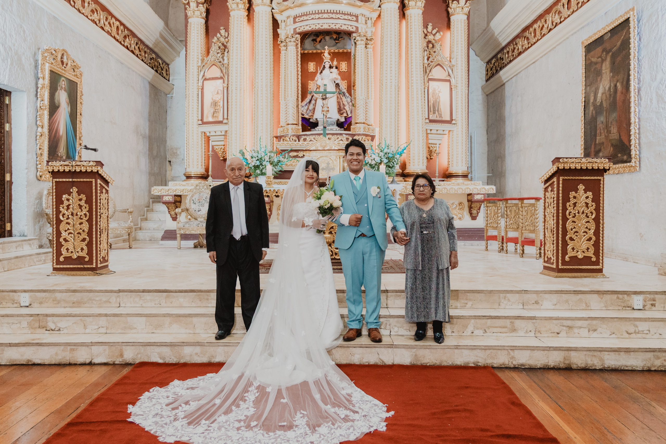 STEISY + EMMANUEL | BODA RELIGIOSA. Studio KVTA | Fotografía y Video de Bodas en Arequipa