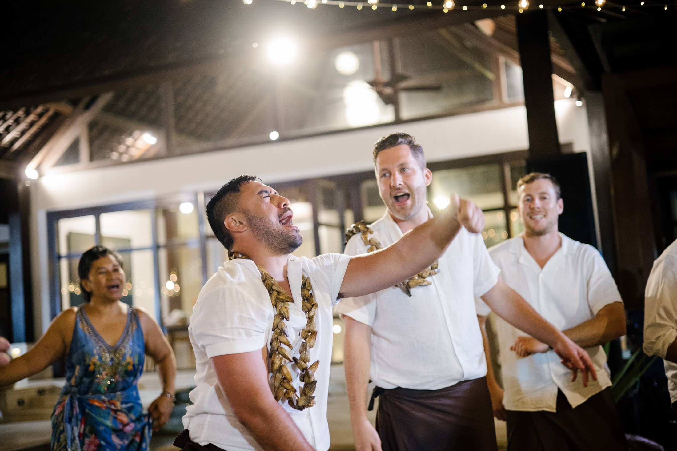 Big funny wedding with guests in paradise Bali island. Get.it.feel — Aesthetic Photography and Videography