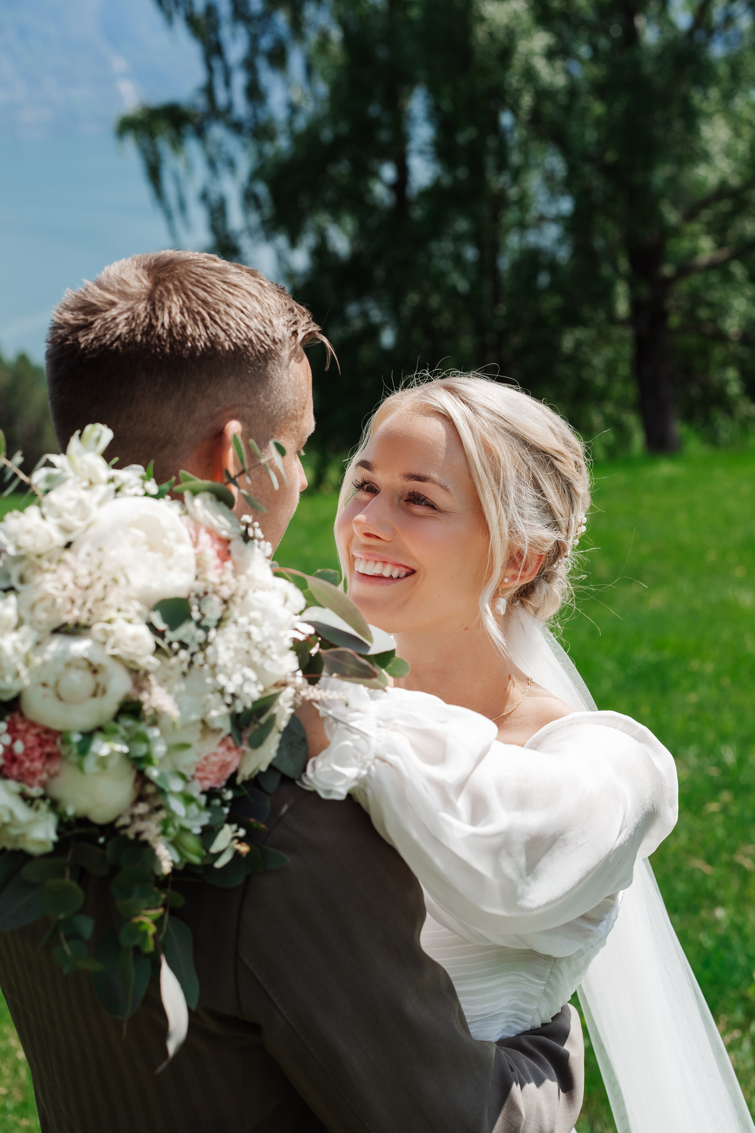 CHRIS & KARI ANNE. Bryllupsfotograf i hele Norge