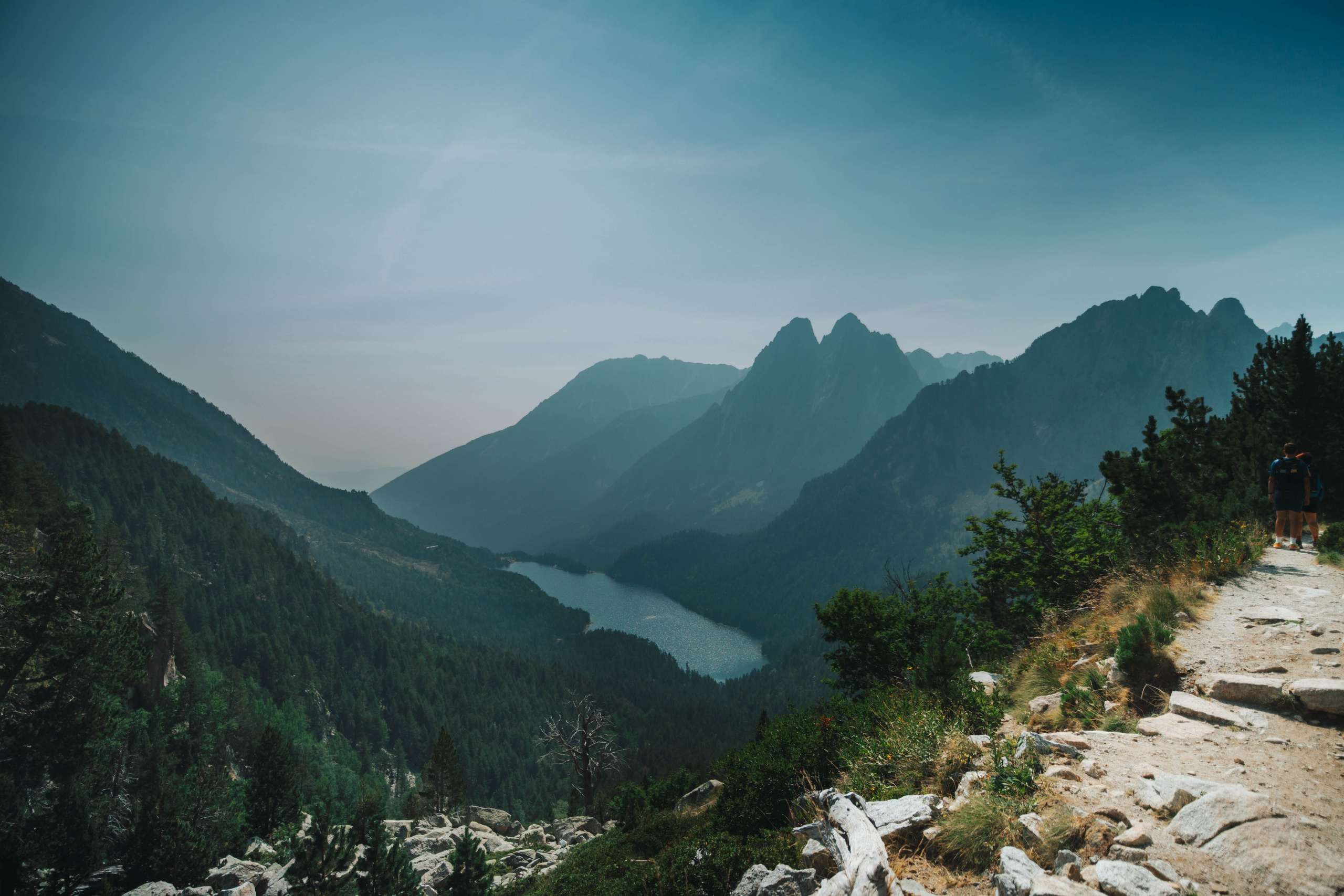 Parque Nacional de Aigüestortes y Estany de Sant Maurici. Alba del Norte Studio