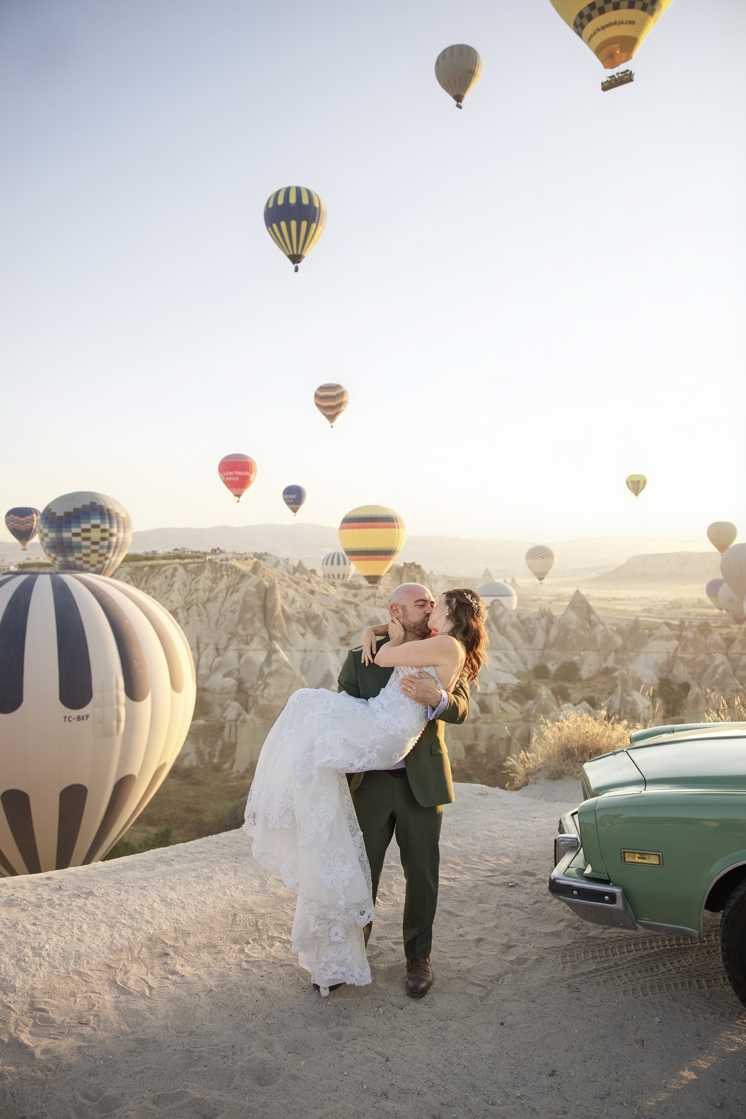 Mike & Danielle. Cappadocia Photographer — Weddings, Elopements & Couple Photoshoots | Julia Ganch
