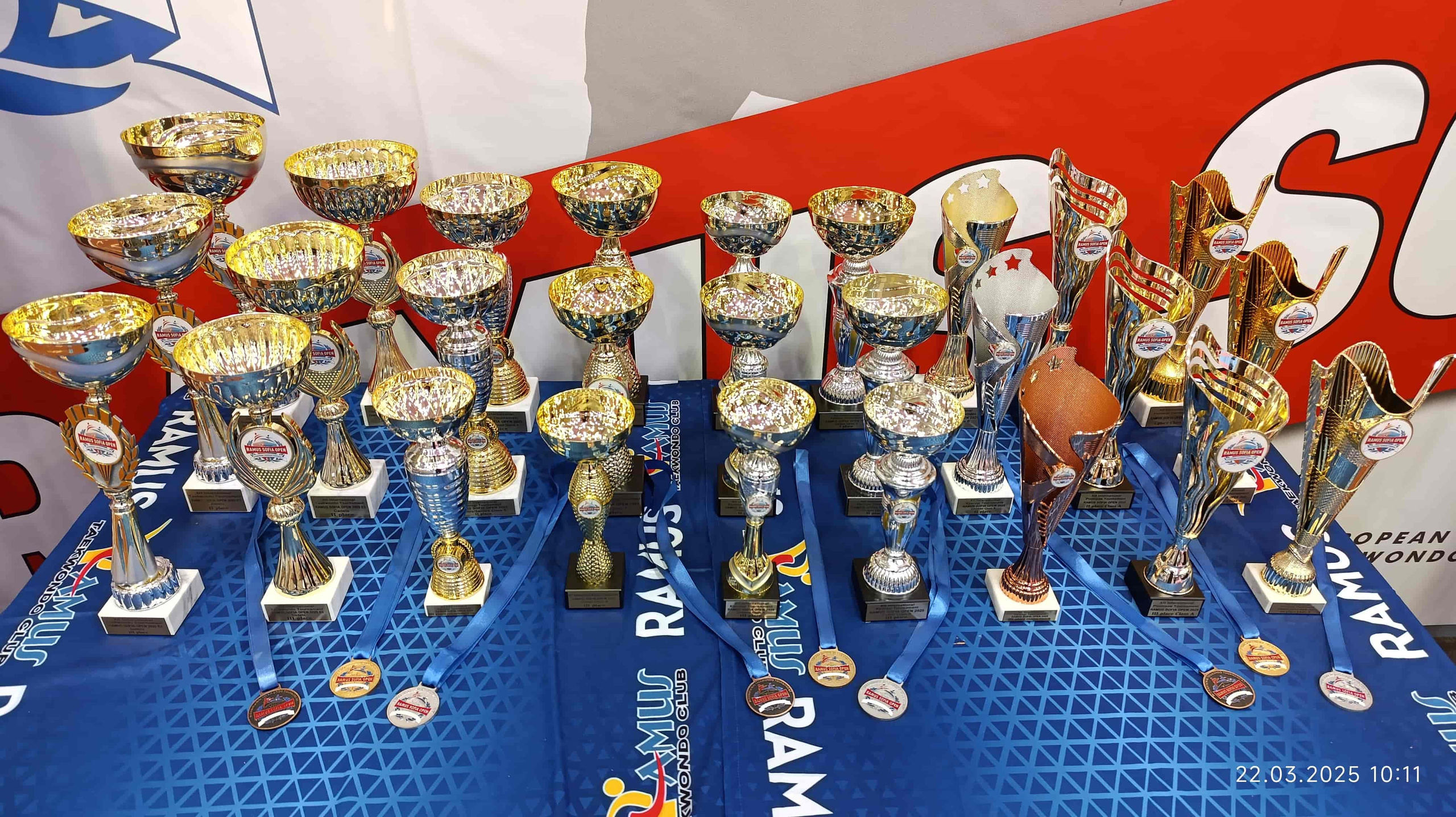 PhotoAdrenaline.com - BACKSTAGE фотография