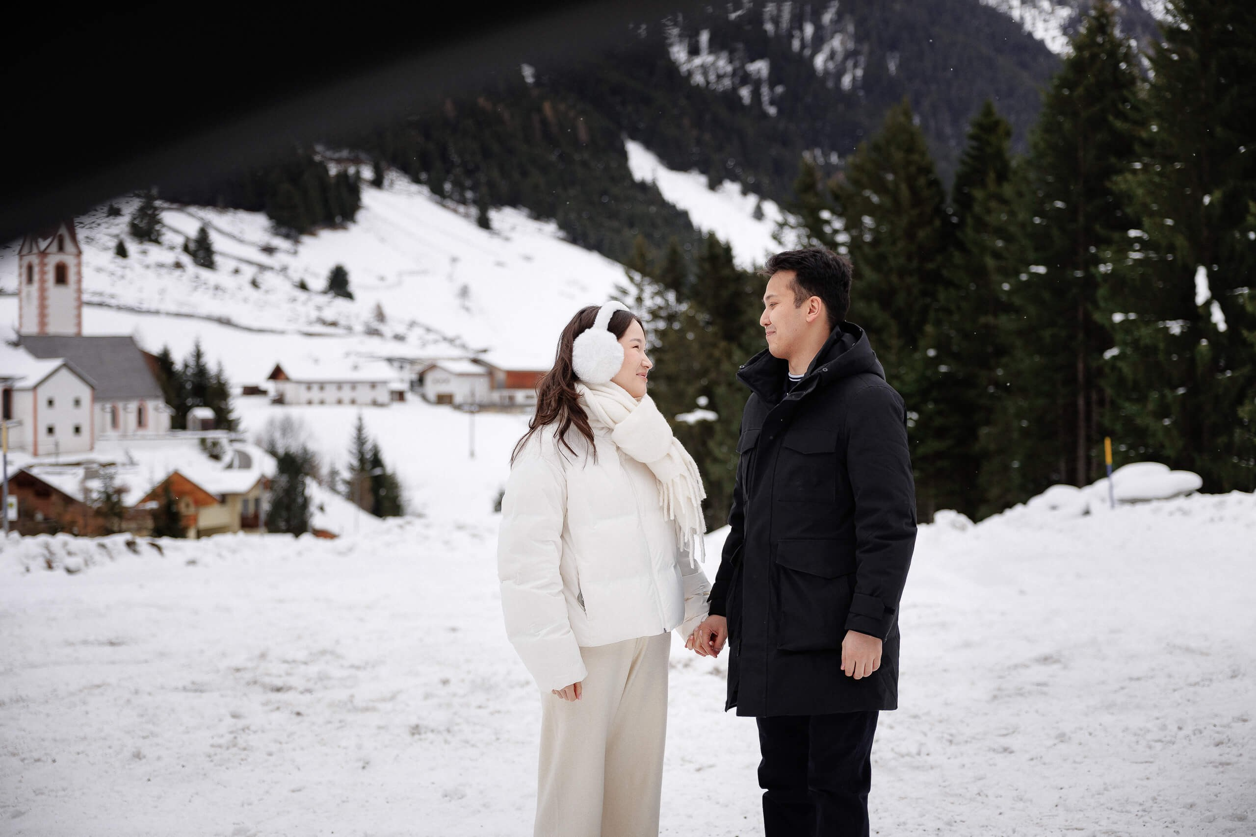 Love Story Sanzhar&Zhanel. 808Media – Professionelle Foto- und Videografie für Restaurants, Hotels, Events und Hochzeiten in Innsbruck und Tirol