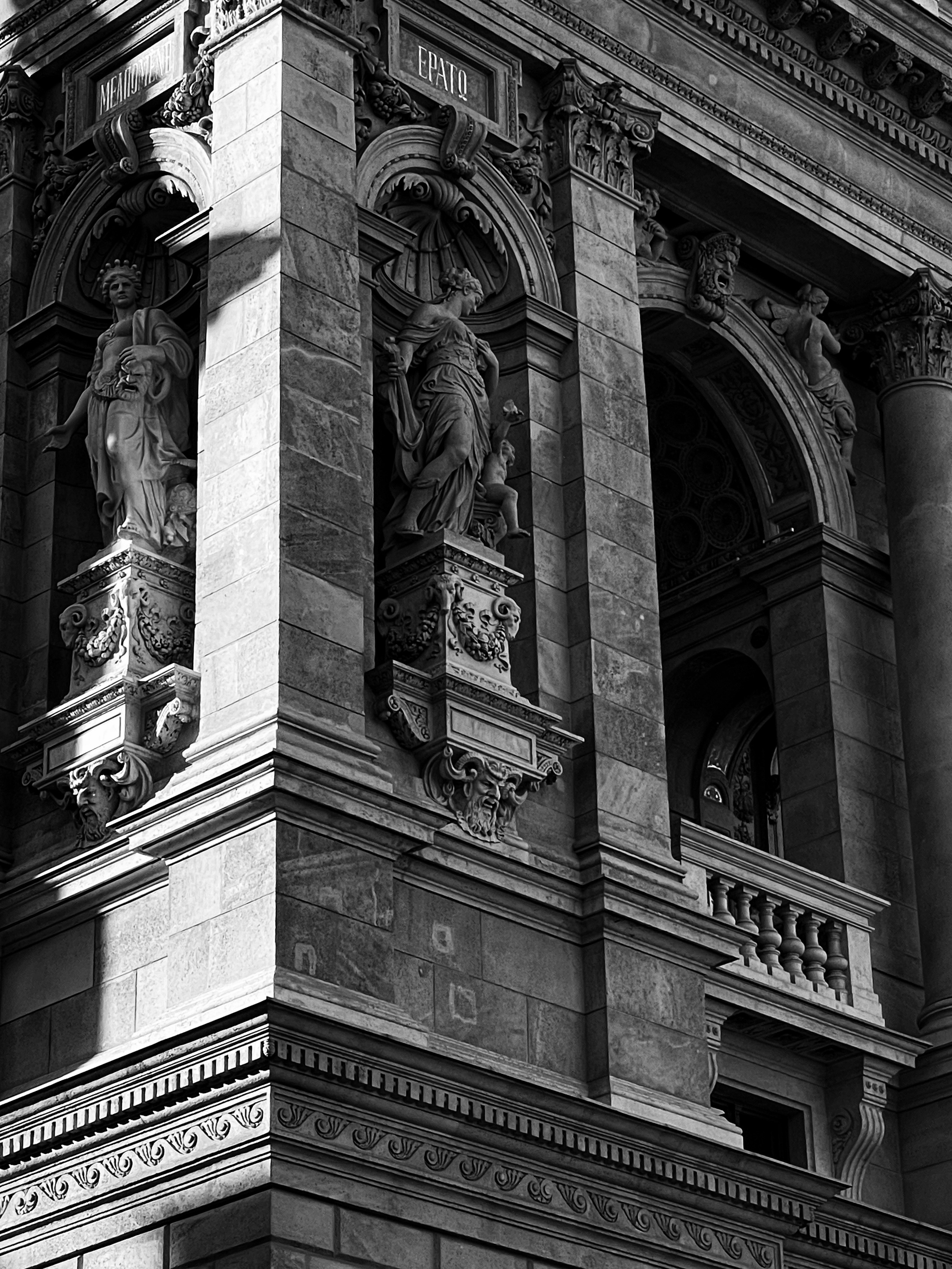 Opera building details. Budapest 2026. IPHONE 12 PRO
