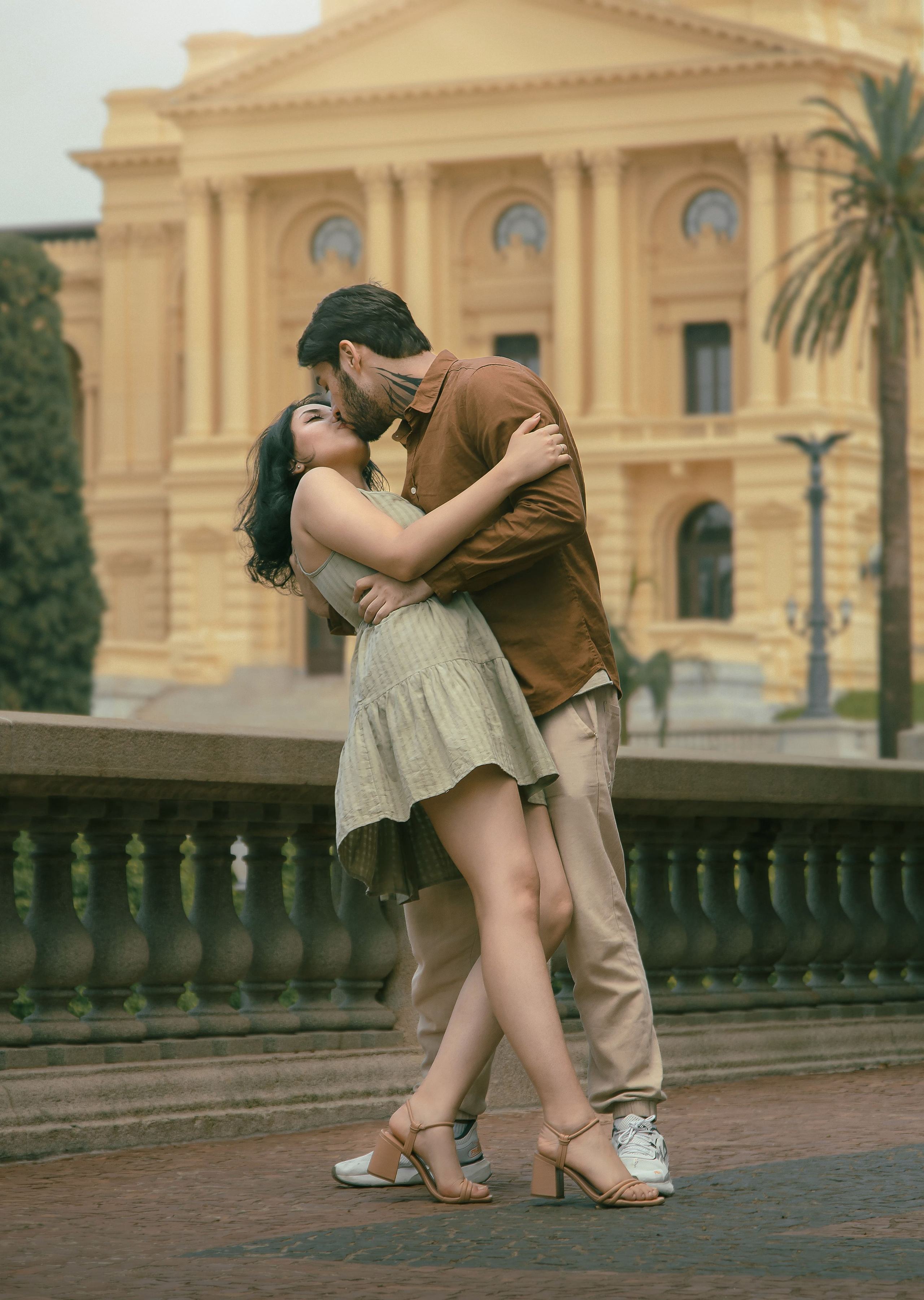 Ensaio de Casal Romântico no Parque da Independência SP. Fotógrafa em são paulo — Fotos Autênticas