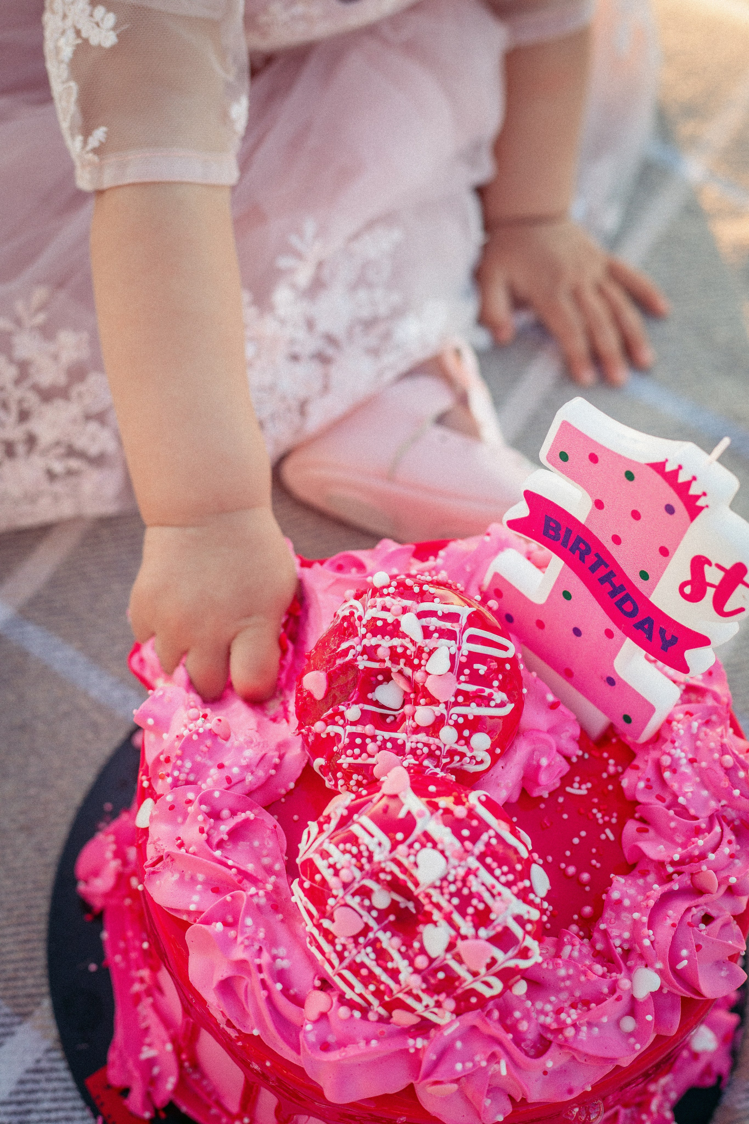 Little Beach Celebration. Family Photographer in Greece