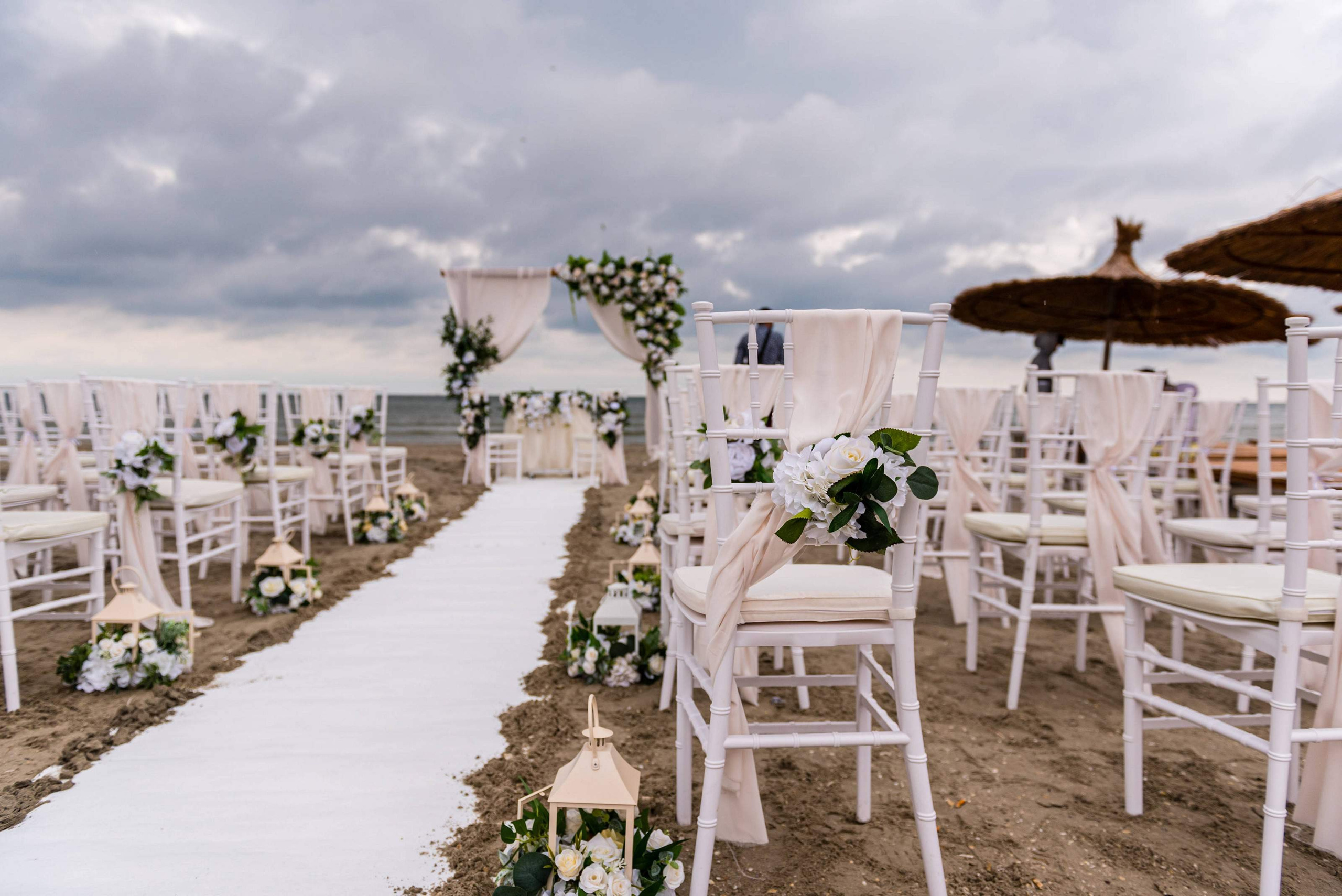 Cununie civila pe plaja Oneiro