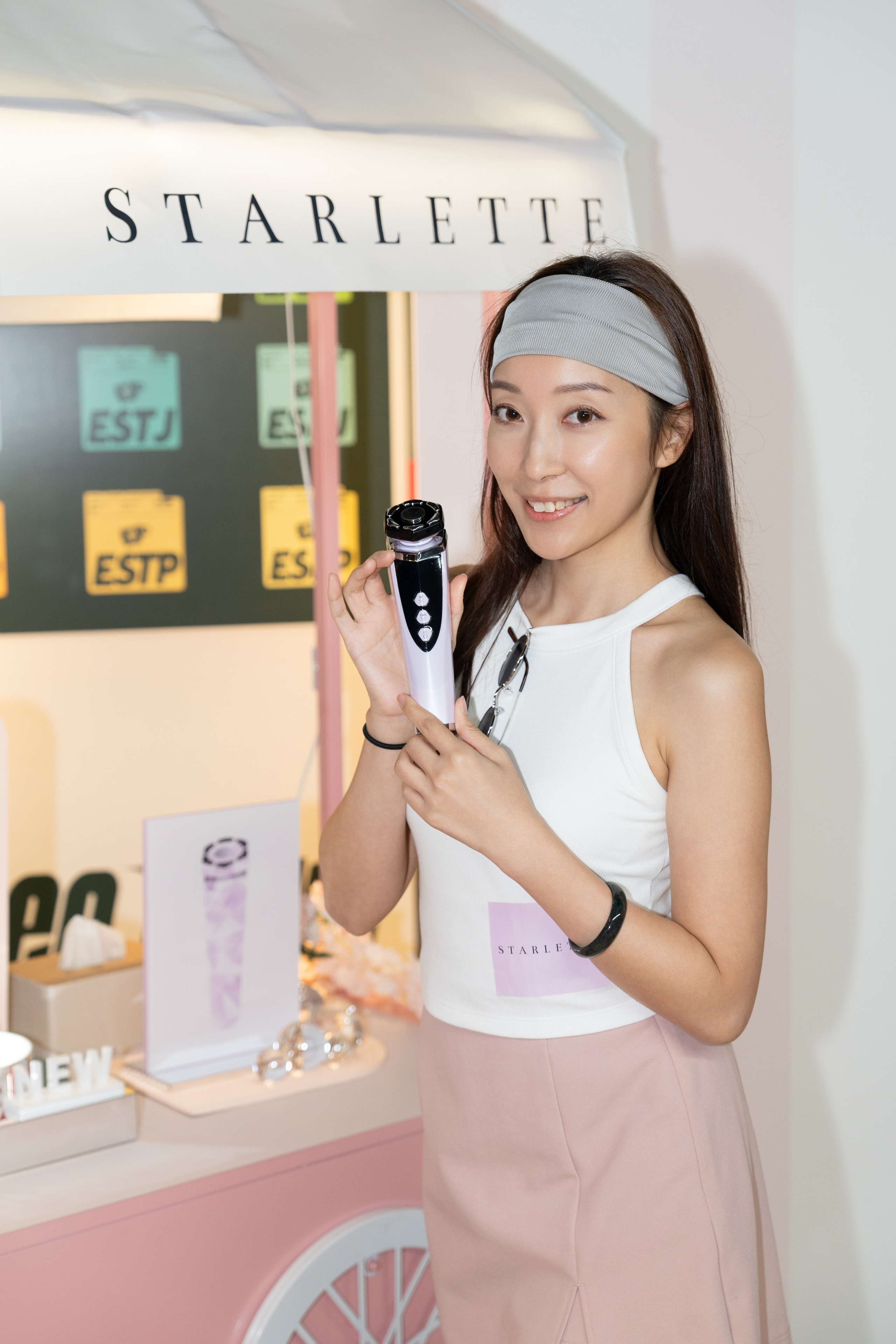 STARLETTE. PHOTOGRAPHER IN HONG KONG (WEDDING, FASHION, FAMILY, EVENTS)