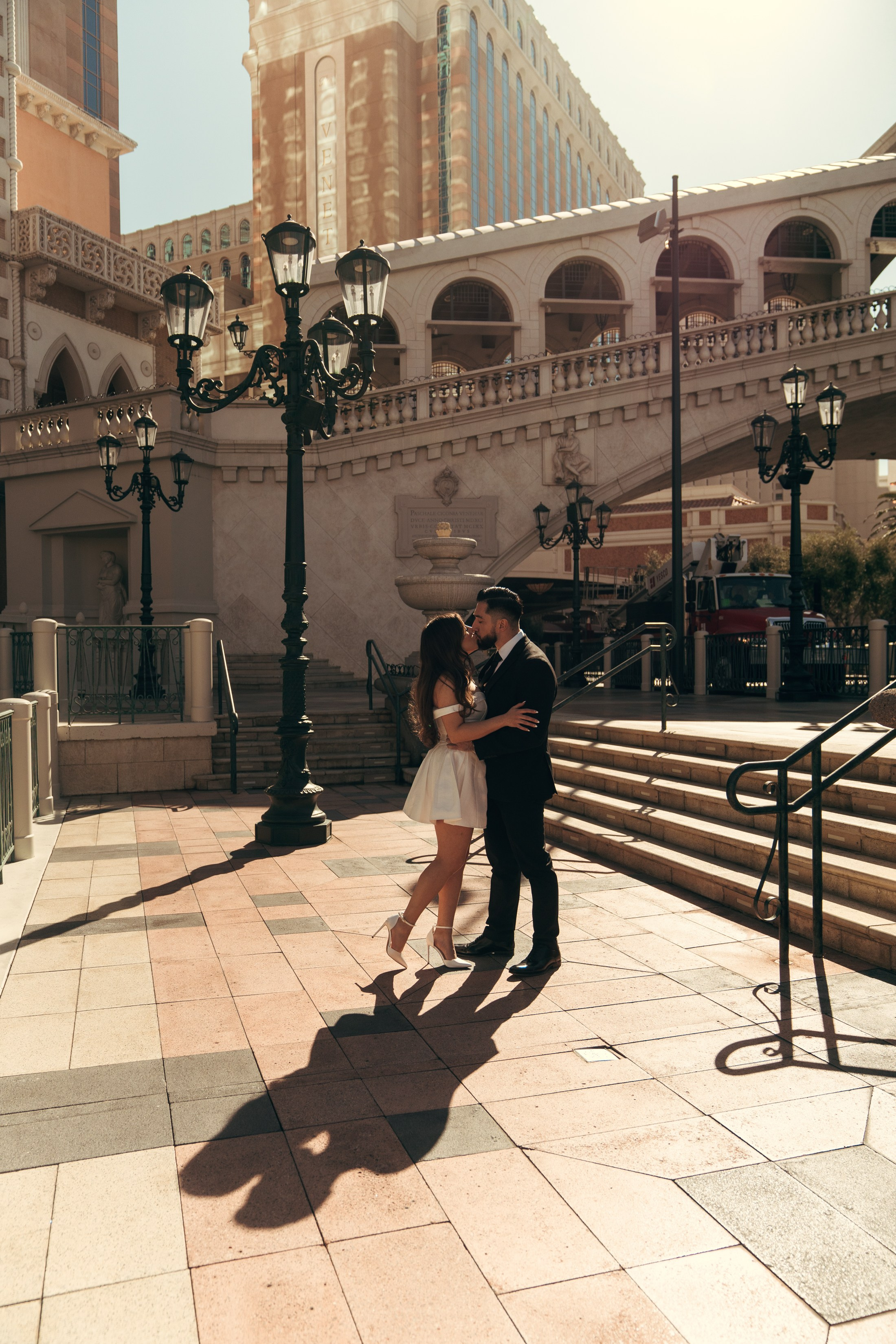Kasandra&Viktor. Wedding & elopement photographer Viktoriya Kravtsov. Las Vegas