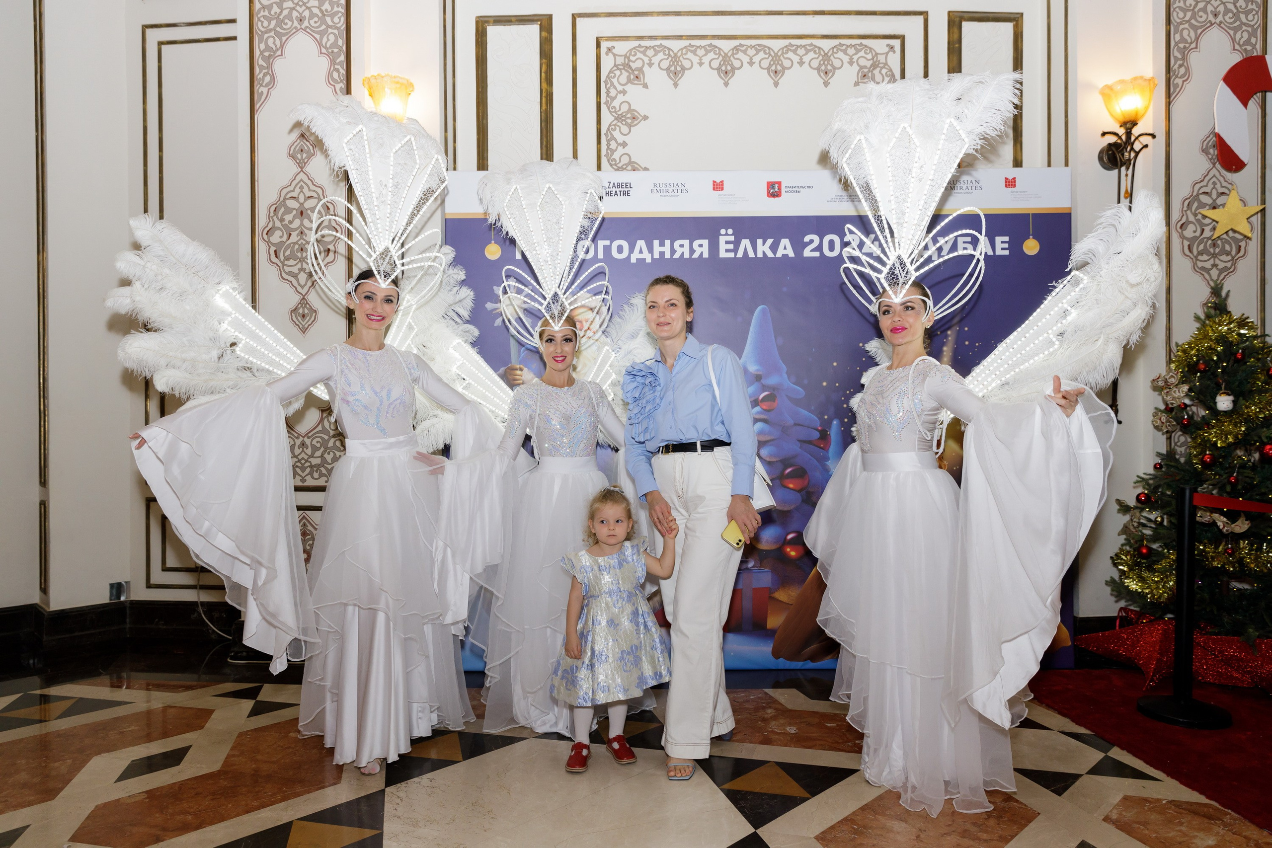 Новогодняя сказка для журнала Русские Эмираты, Дубай 2024. Фотограф Анна Кучерявая | Свадьбы и мероприятия в Дубае