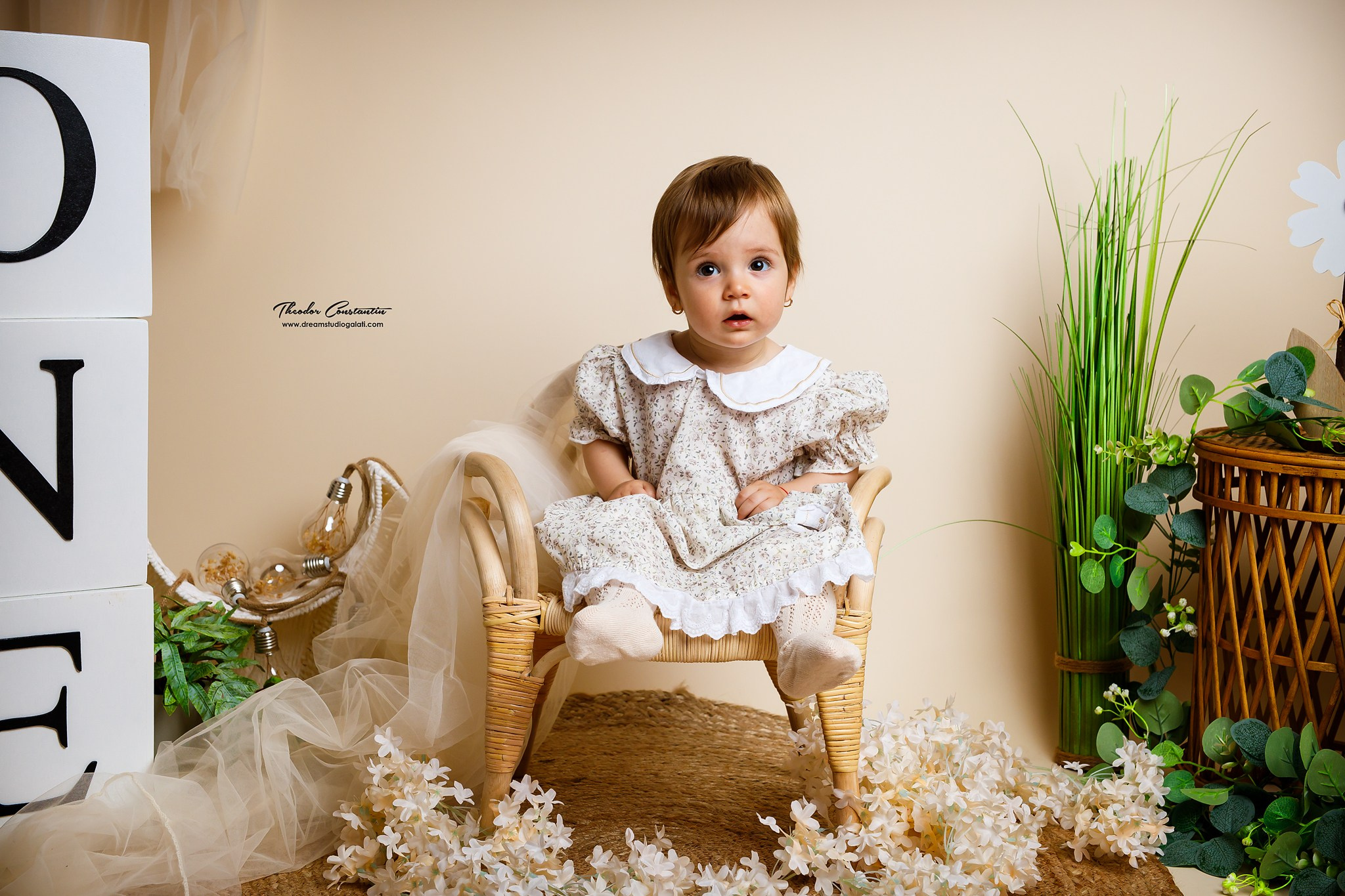 Studio. Dream Studio Galați – ședințe foto profesionale pentru familie, portrete și evenimente