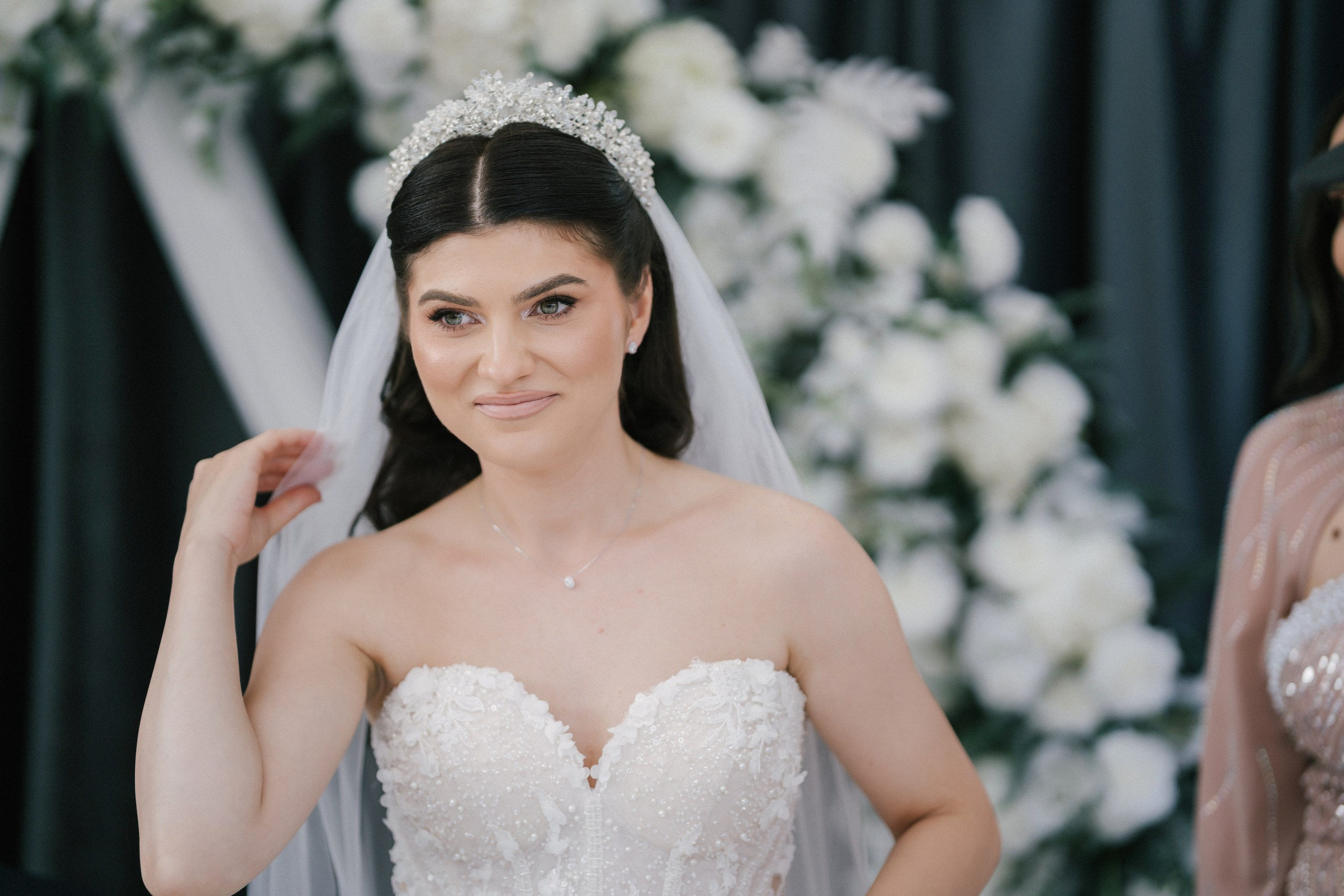 1. Mireasa Adriana în timpul pregătirilor de nuntă în Tudora Botoșani2. Costumul mirelui Ionuț fotografiat artistic în ziua nunții3. Prietenii mirelui la tradițiile de nuntă în Tudora4. Bărbieritul mirelui în cadrul obiceiurilor tradiționale de nuntă5. Fotografii de familie la biserică în ziua nunții6. Portret de familie cu mirii și copilul lor la nunta din Botoșani7. Primul dans al mirilor la Mariage Dor Baisa Botoșani8. Decor elegant de nuntă la Mariage Dor Baisa9. Emoții și tradiții la nunta din Tudora județul Botoșani10. Fotograf profesionist de nuntă în Botoșani surprinzând momente autentice - otograf-nunta-botosanifotograf-evenimente-botosanifotograf-profesionist-botosanifotograf-nunta-tudoranunta-tudora-botosanisedinta-foto-nunta-botosanipoze-nunta-botosanifotografii-nunta-tudorafotograf-cununie-religioasa-botosanibiserica-sfintii-imparati-constantin-si-elena-tudoramariage-dor-baisa-botosanirestaurant-nunta-botosanidansul-mirilor-mariage-dorpregatiri-mire-botosanipregatiri-mireasa-botosanitraditii-nunta-moldovaobiceiuri-nunta-tudorafotograf-familie-nunta-botosaniportret-miri-botosanigalerie-foto-nunta-botosanialbum-foto-nunta-botosaninunta-eleganta-botosaninunta-cu-traditii-botosanifotograf-premium-nunta-botosaniservicii-foto-video-botosanipoveste-de-nunta-botosanifotograf-documentar-nuntafotograf-natural-emotionalmiri-ionut-si-adriananunta-autentica-tudora -otograf-nunta-botosanifotograf-nunta-tudoranunta-tudora-botosanifotograf-evenimente-botosanifotograf-profesionist-botosaniservicii-foto-video-botosanigalerie-foto-nunta-botosanialbum-foto-nunta-botosani - nunta-autentica-botosaninunta-cu-traditii-botosanipoveste-de-nunta-botosanifotografii-emotionante-nuntamomente-autentice-nuntafotografie-documentara-nuntafotograf-natural-nunta- pregatiri-miri-tudorabiserica-tudora-botosanicununie-religioasa-tudoramariage-dor-baisa-botosanipetrecere-nunta-botosanivalsul-mirilor-botosani - alino-foto-studio-botosaniionut-si-adriana-nunta-tudorafotograf-alin-chirila-botosani