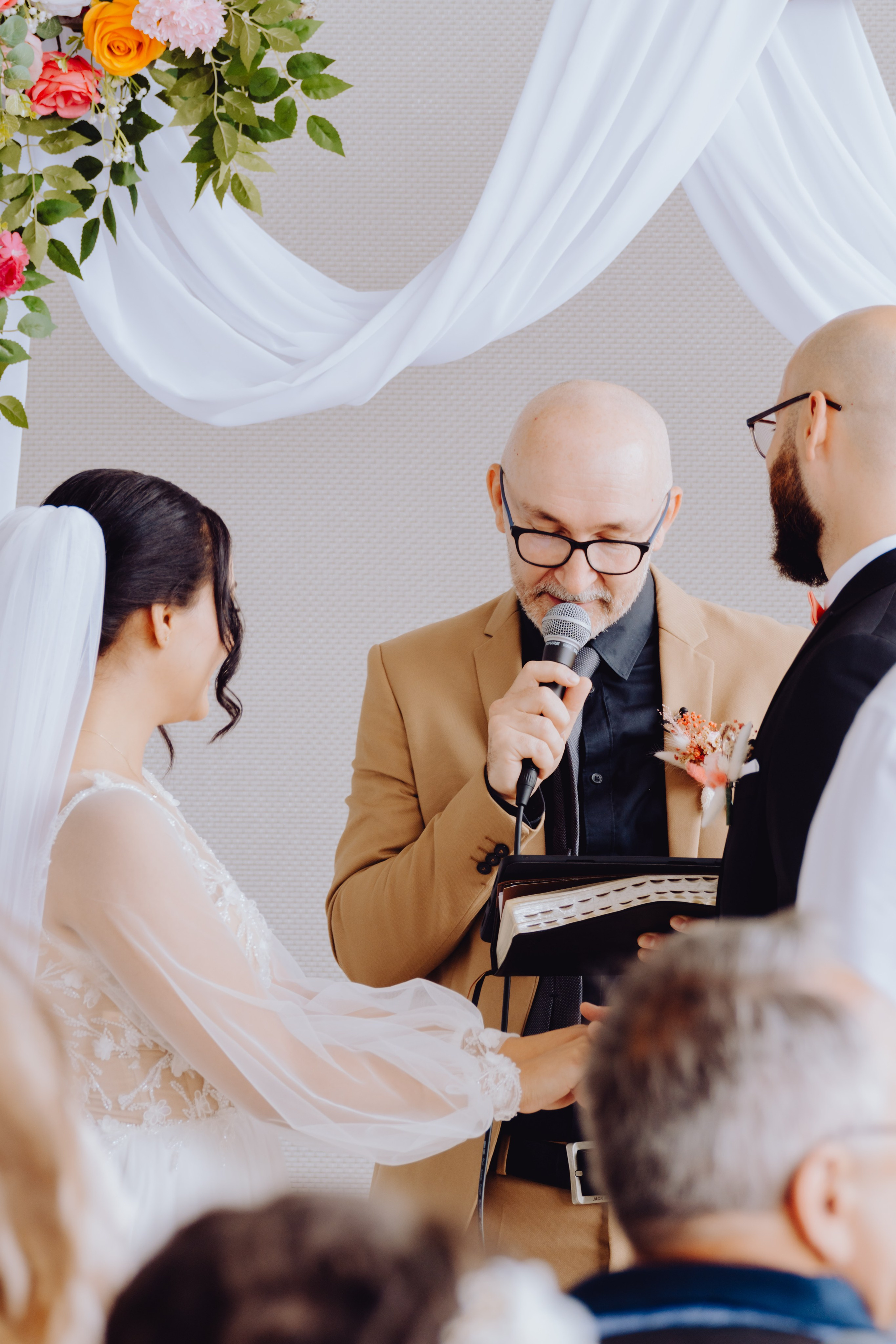 Moise & Delia. Wedding & couple photographer from Romania Rut Vetan