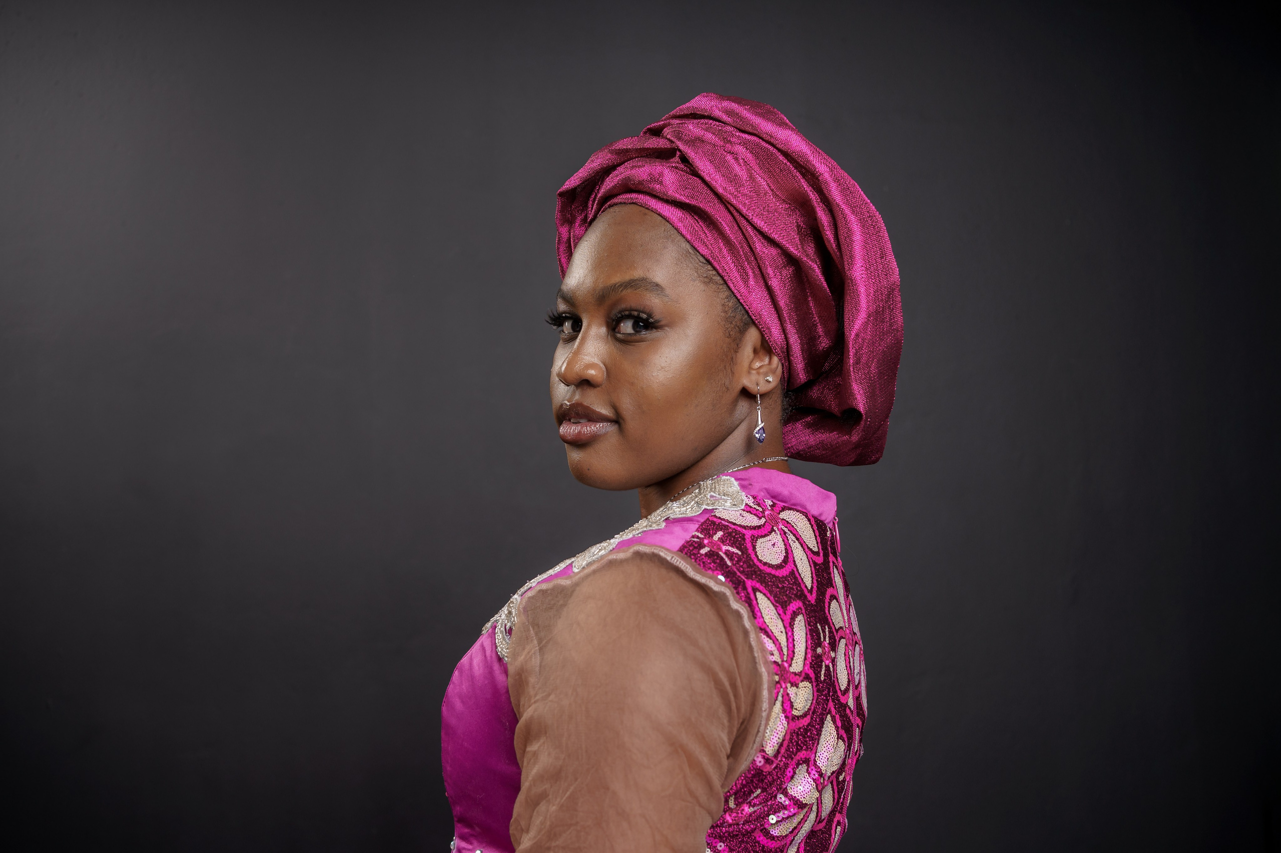 National Suits. Fotograf Katowice – sesje indywidualne, rodzinne, ślubne