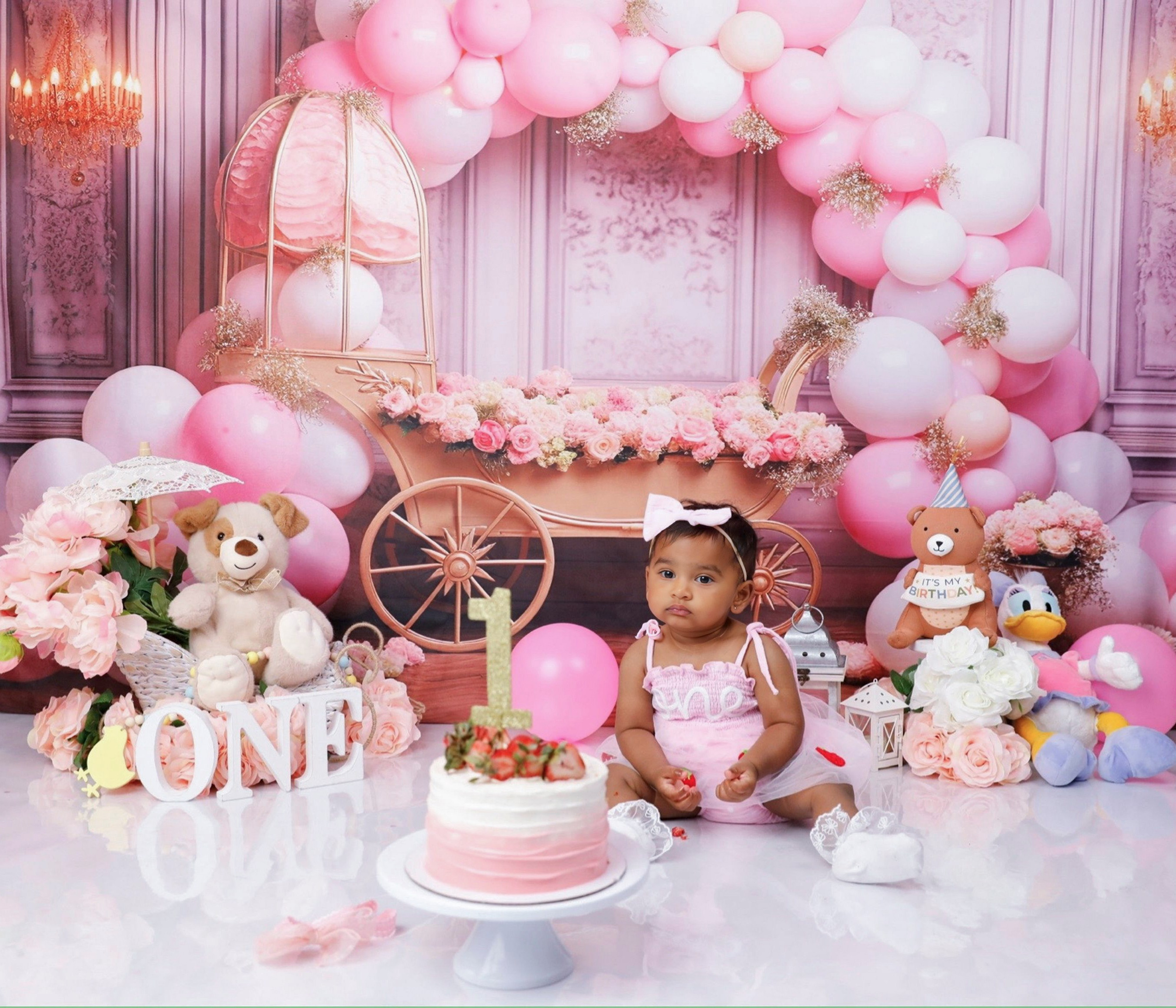 Cakesmash. AP Lens Photography | Newborn, Maternity, Milestone & Family Photographer | Little Elm & DFW, TX