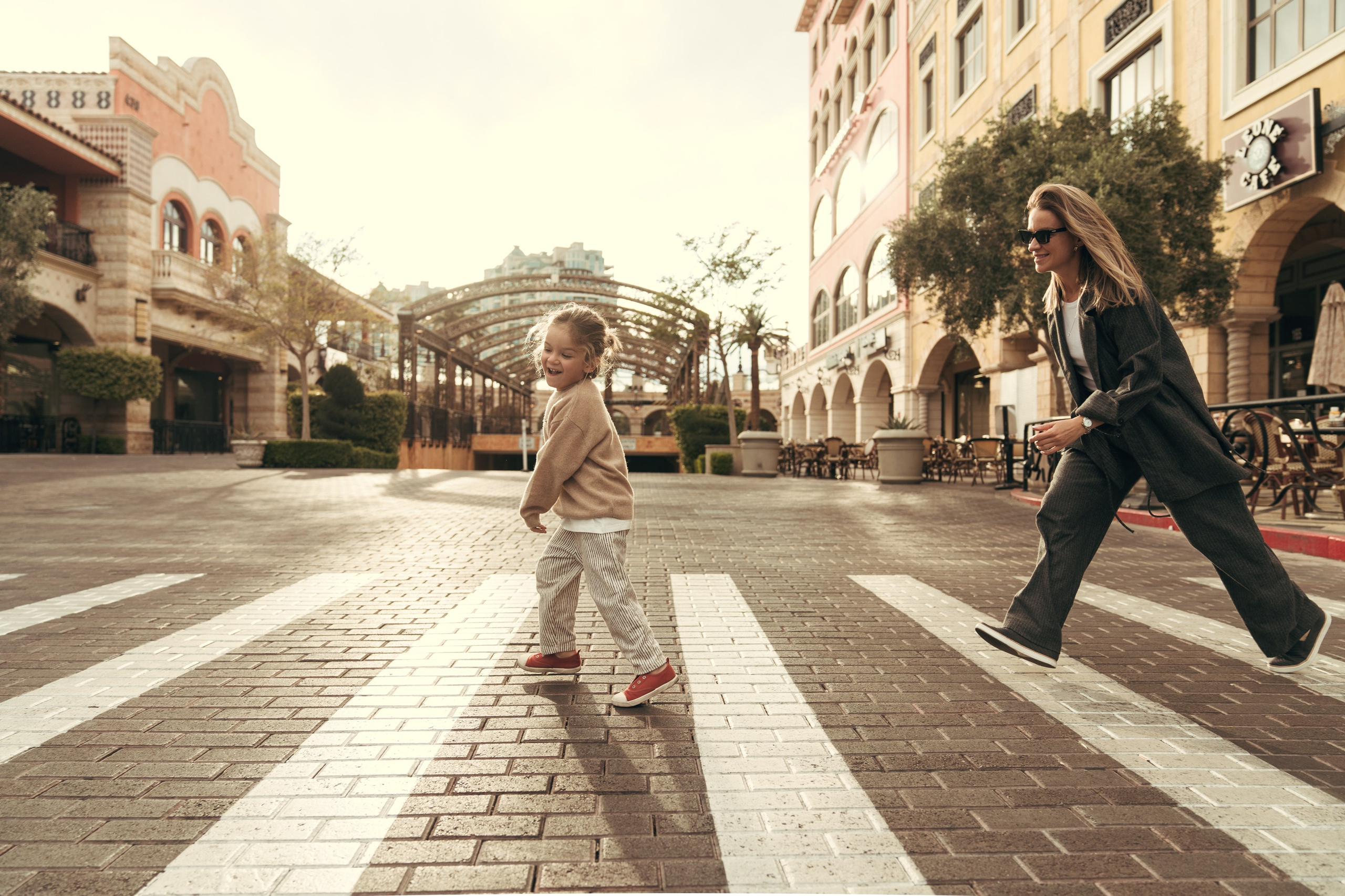 Natalia&Luca. Wedding & elopement photographer Viktoriya Kravtsov. Las Vegas