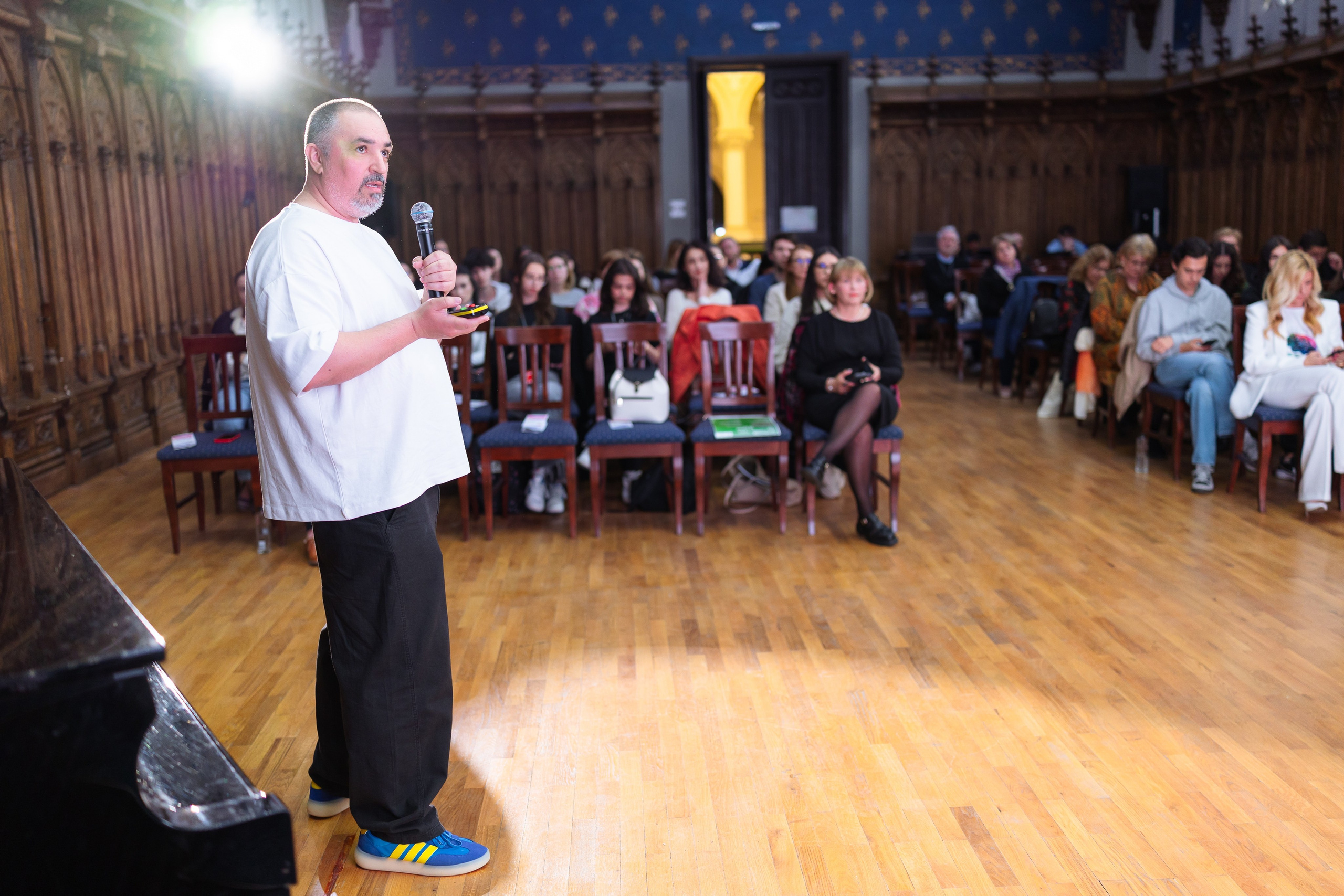 Neuro Atipic. Marius Ciocan