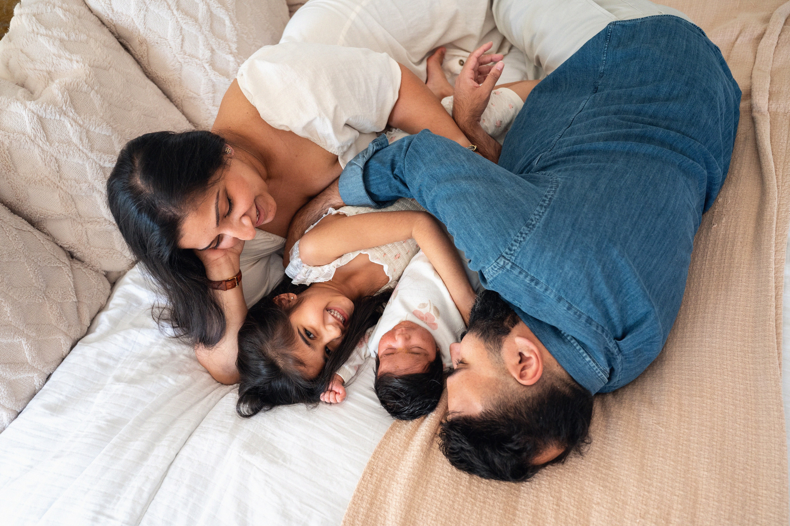 Lifestyle. In-home newborn photography Raleigh & area Katya Kulikova