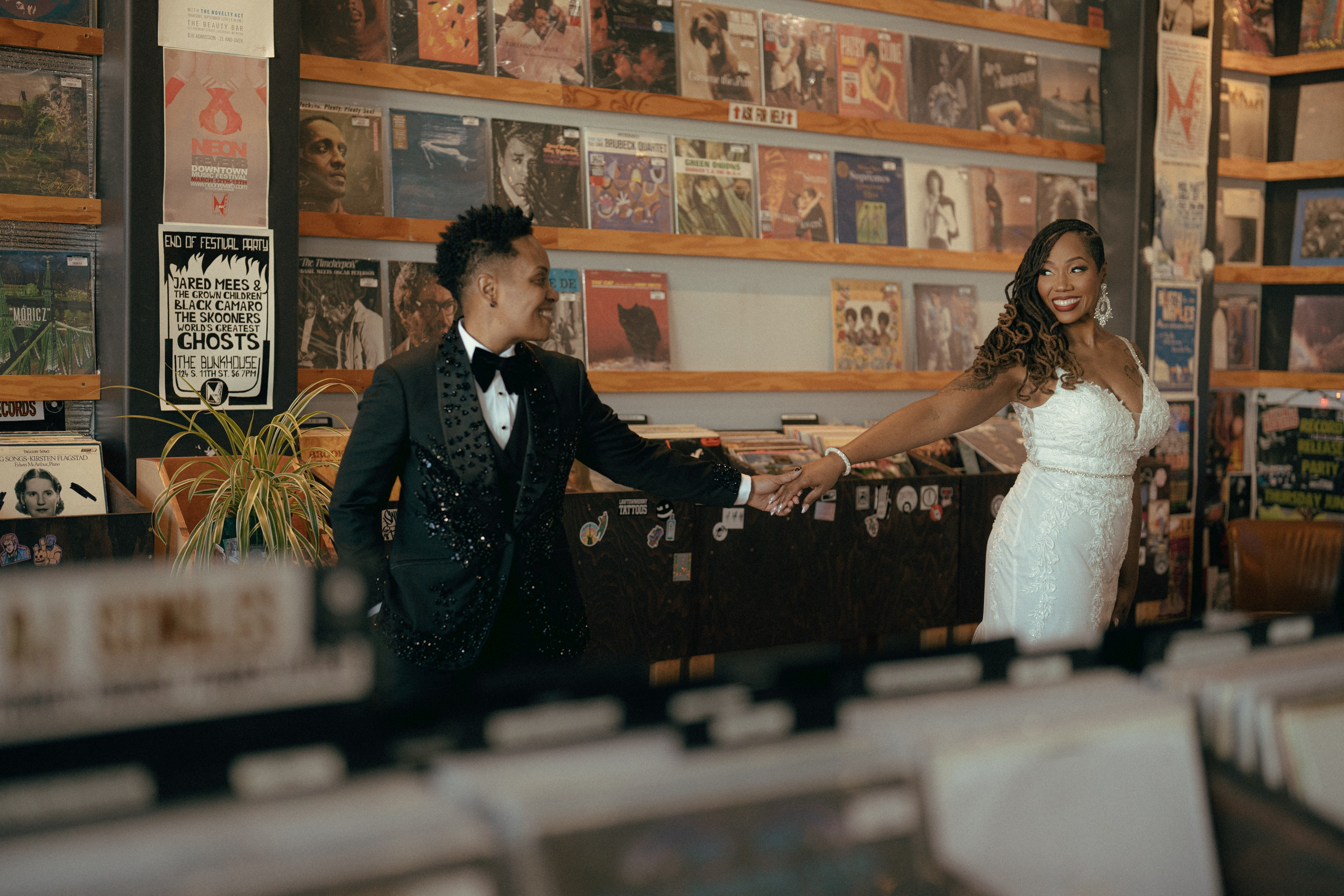 Erica&Shacazia. Wedding & elopement photographer Viktoriya Kravtsov. Las Vegas