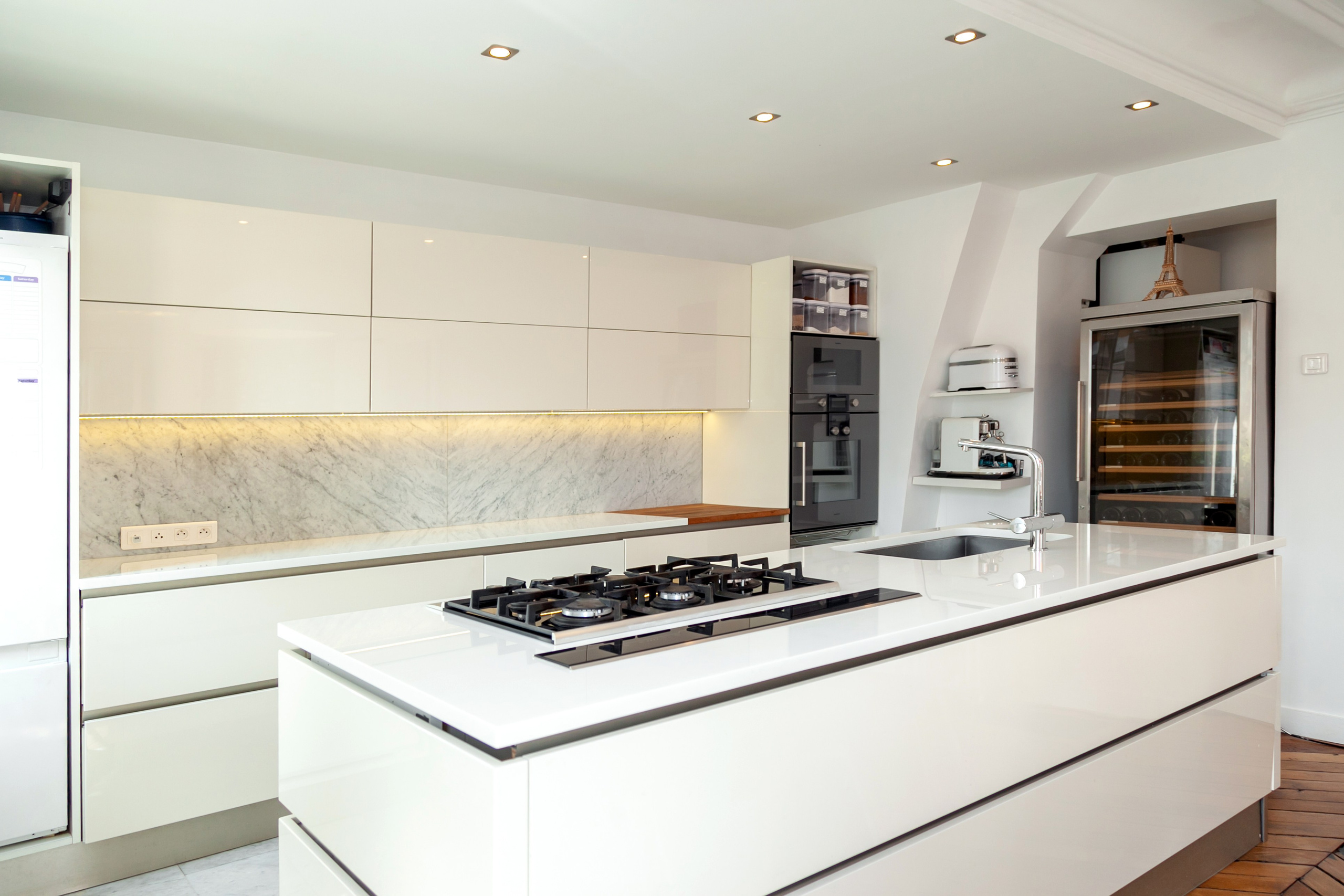 Real estate. Wedding, event and family photographer in Paris, Emilian Olaru