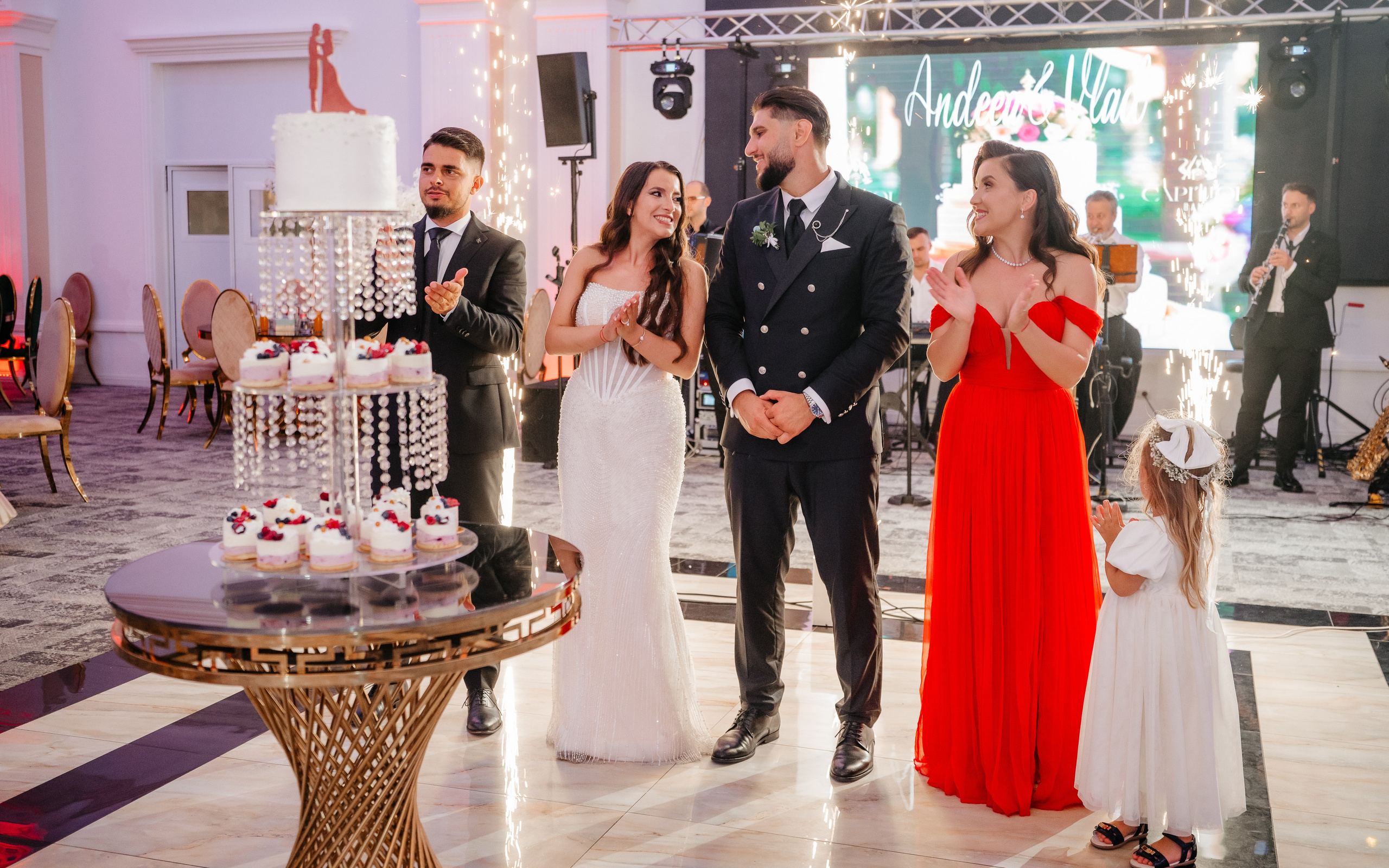 🤎 A n d r e e a & V a d - Wedding Day Preview. Wedding & Family Photographer