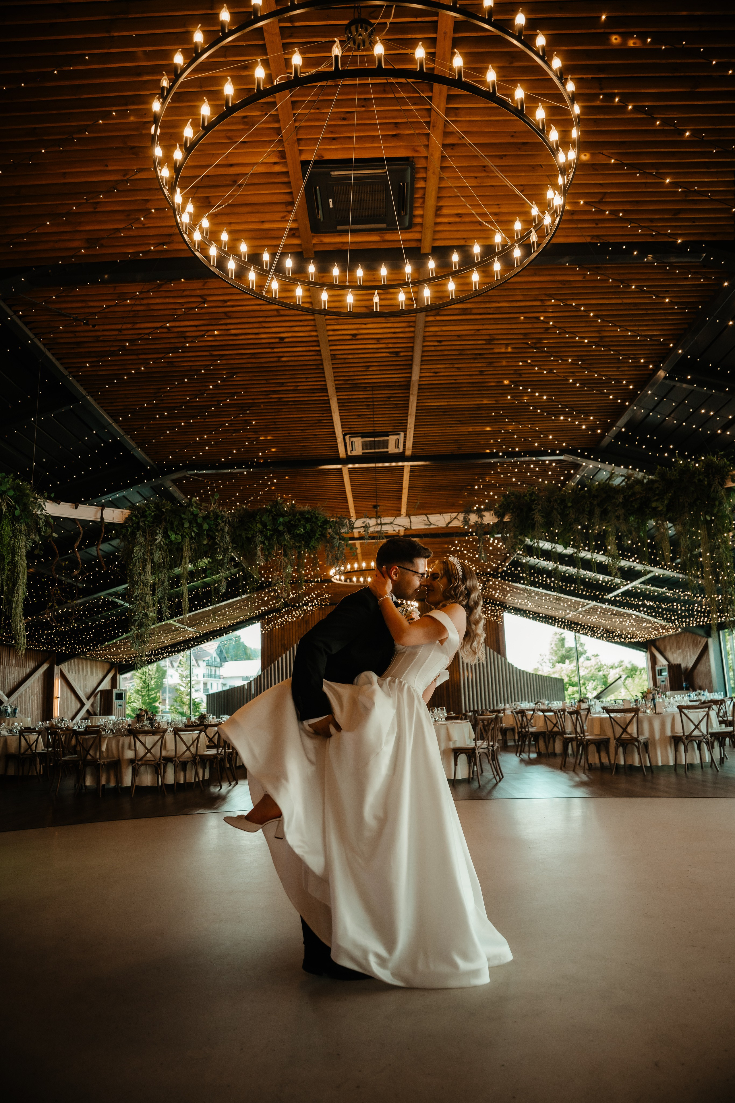 🤎 G a b r i e l a & C o s t i n - Wedding Day Preview. Wedding & Family Photographer