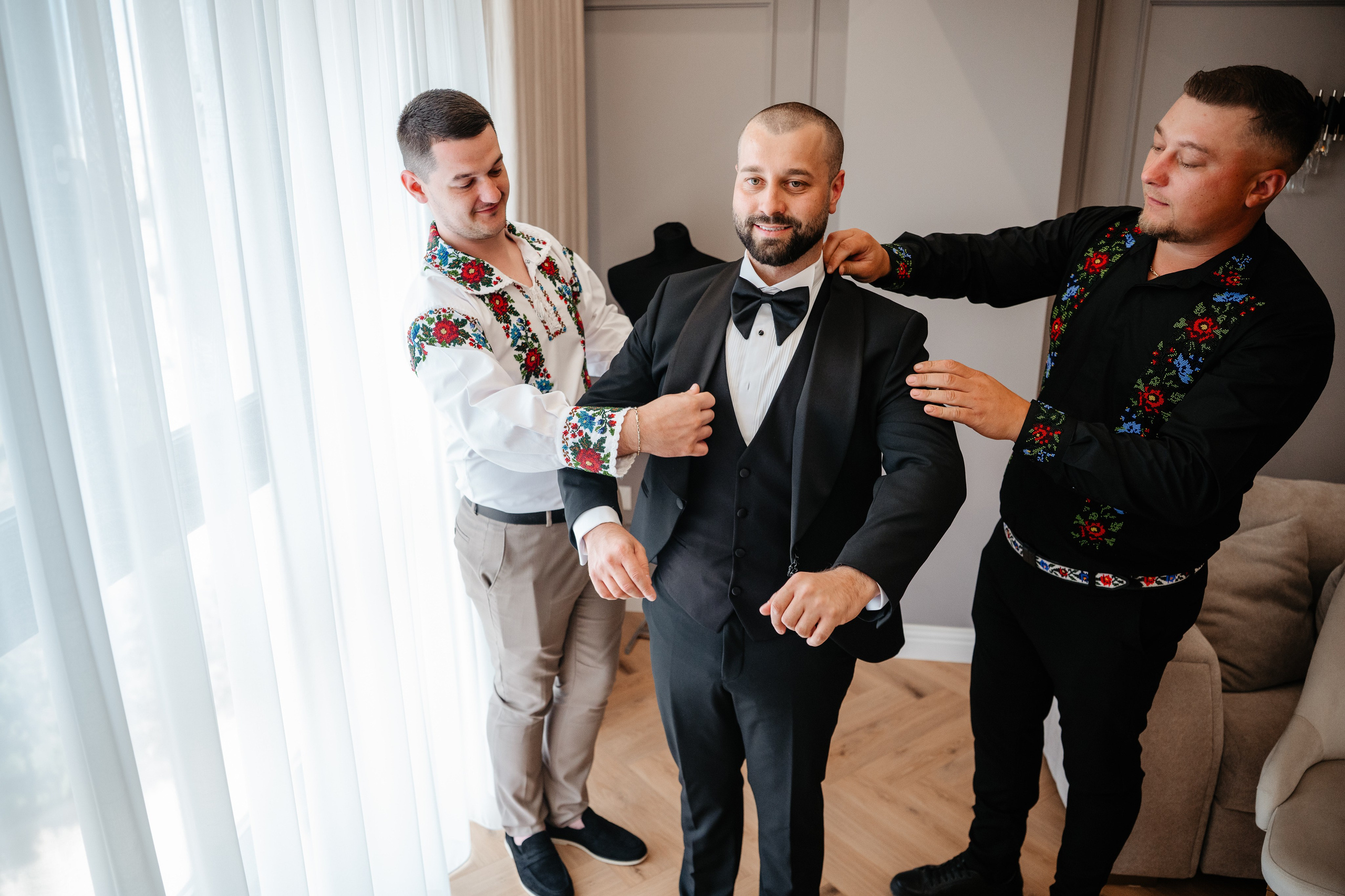 🤎 G a b r i e l a & D a n i e l - Wedding Day Preview. Wedding & Family Photographer