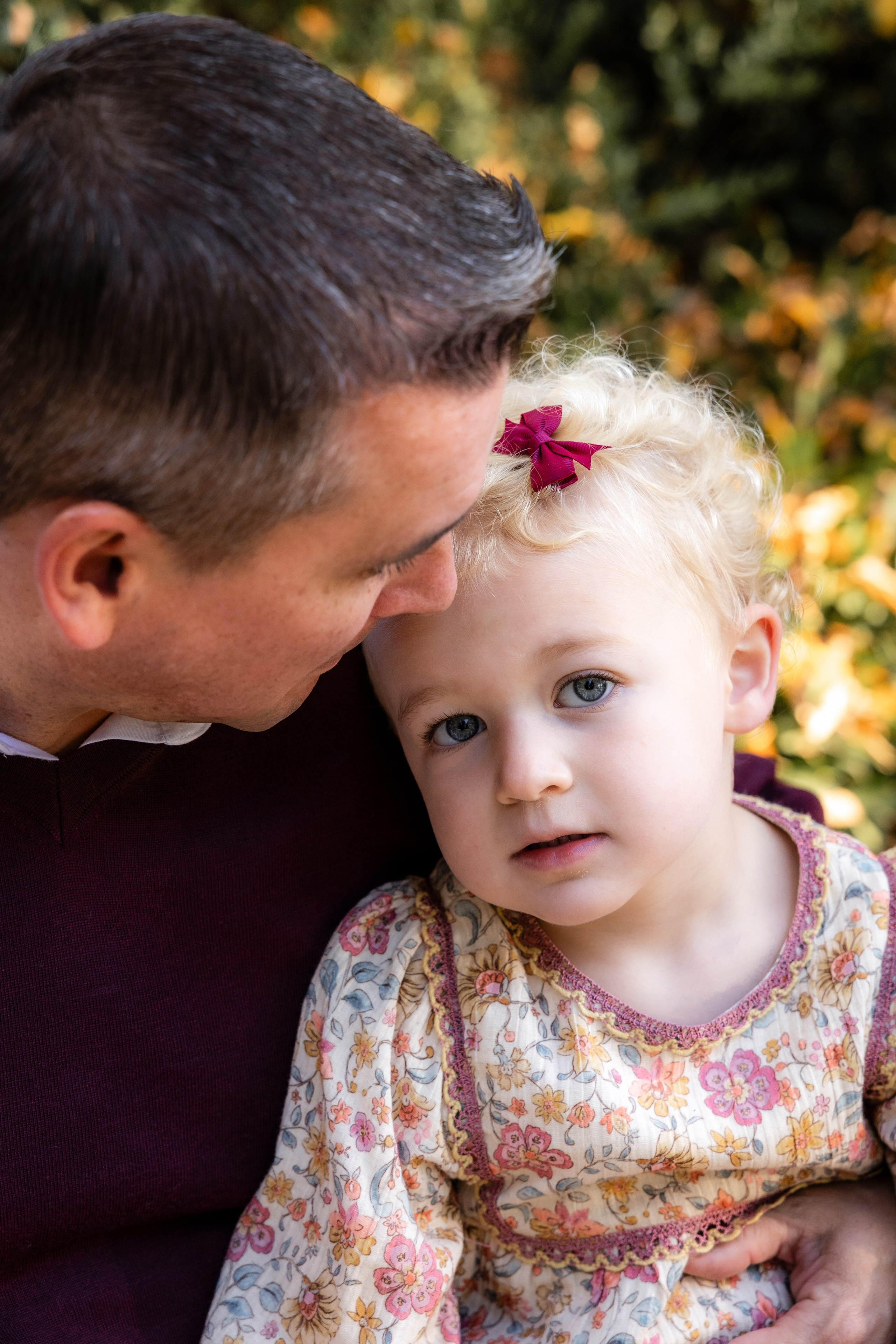 Autumn Family photoshoot in Toulouse. Jardin des Plantes. Eugénie Smirnova — your photographer in Toulouse and southwest France