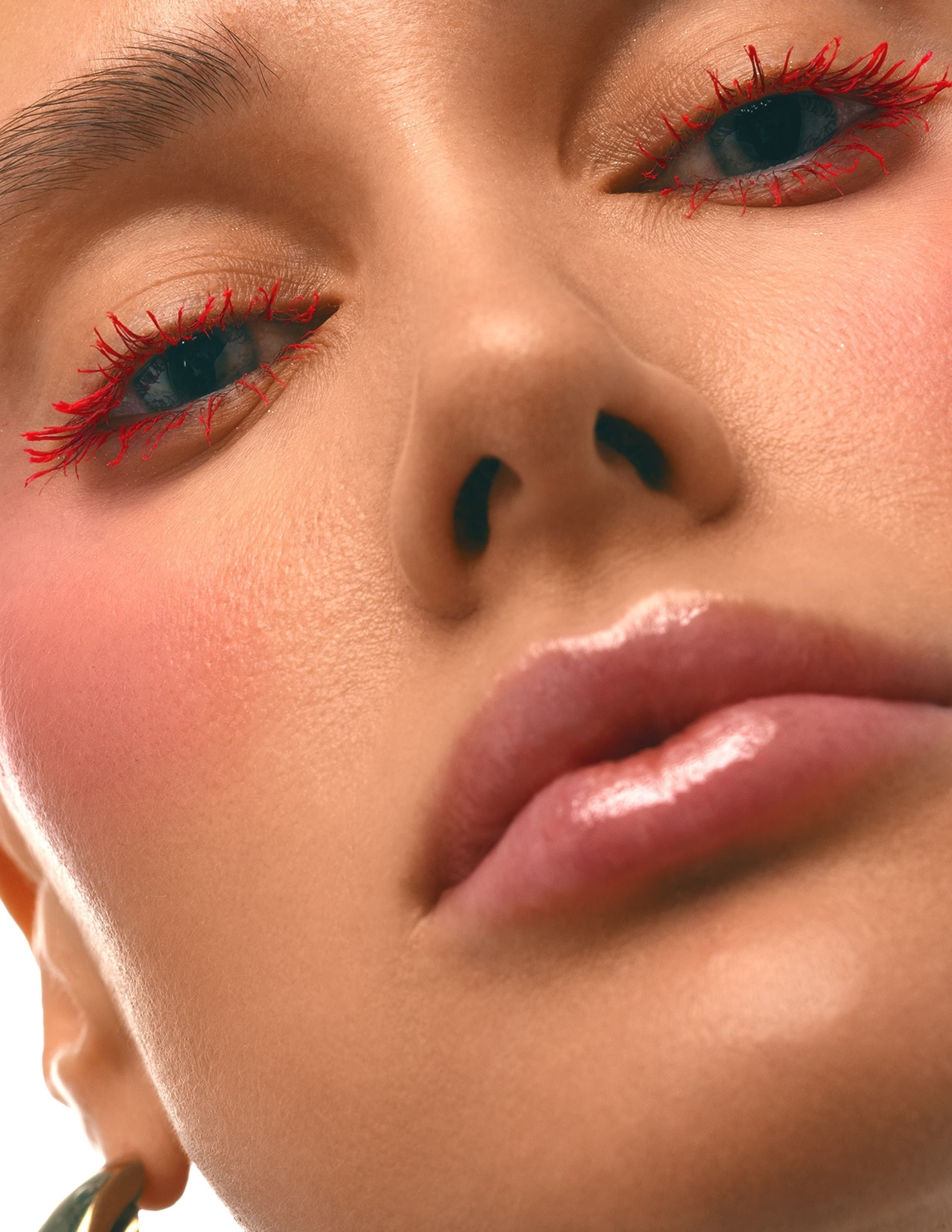 PUMP magazine. Beauty & Commercial Retouching — Valerie Mo