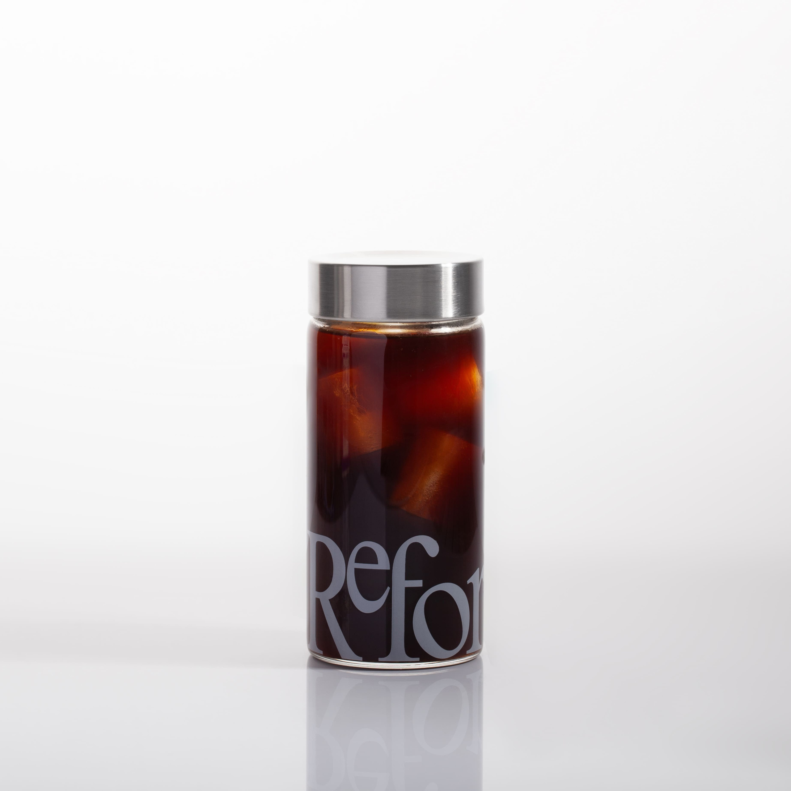 Reformed. Beauty & Commercial Retouching — Valerie Mo