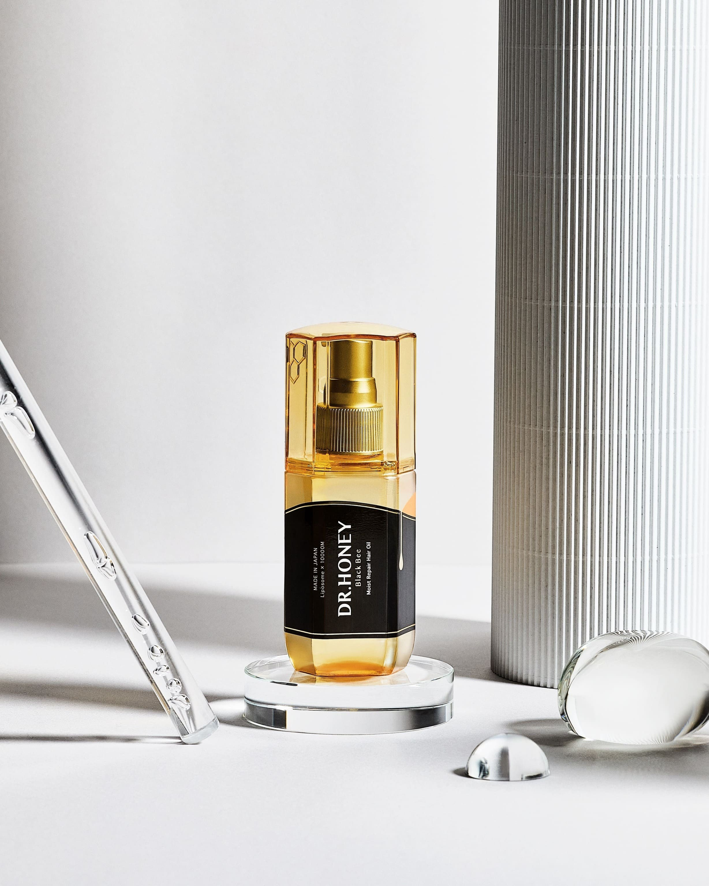 DR. HONEY. Beauty & Commercial Retouching — Valerie Mo
