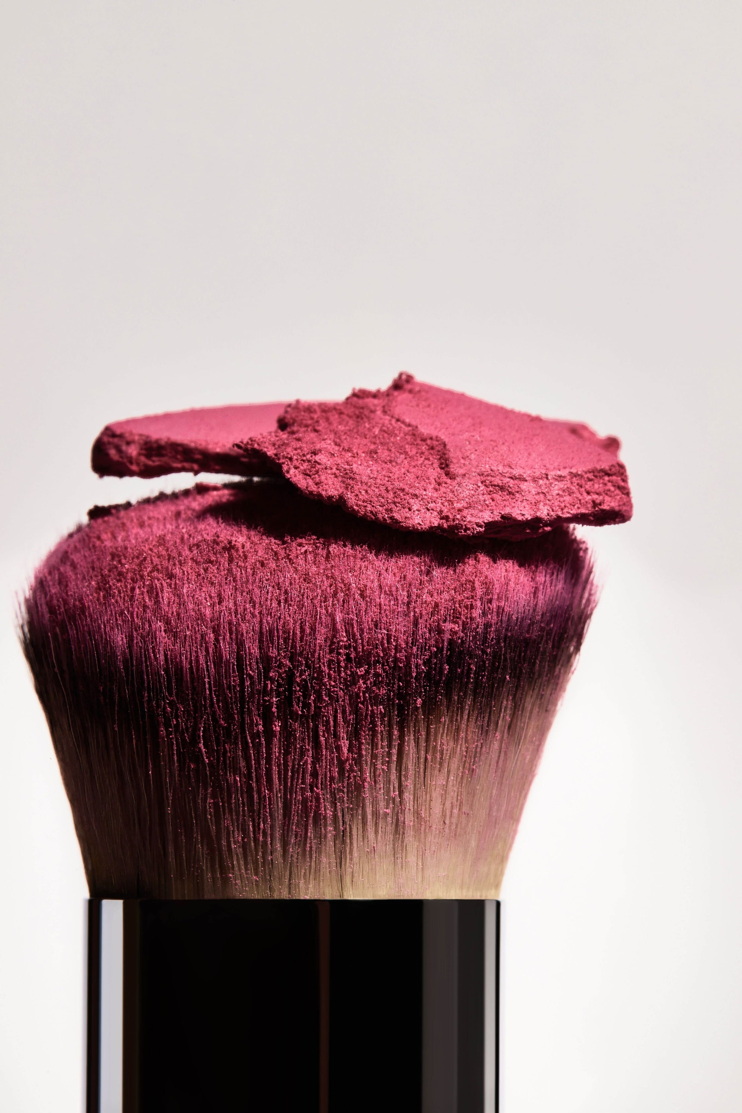 R.E.M beauty. Beauty & Commercial Retouching — Valerie Mo
