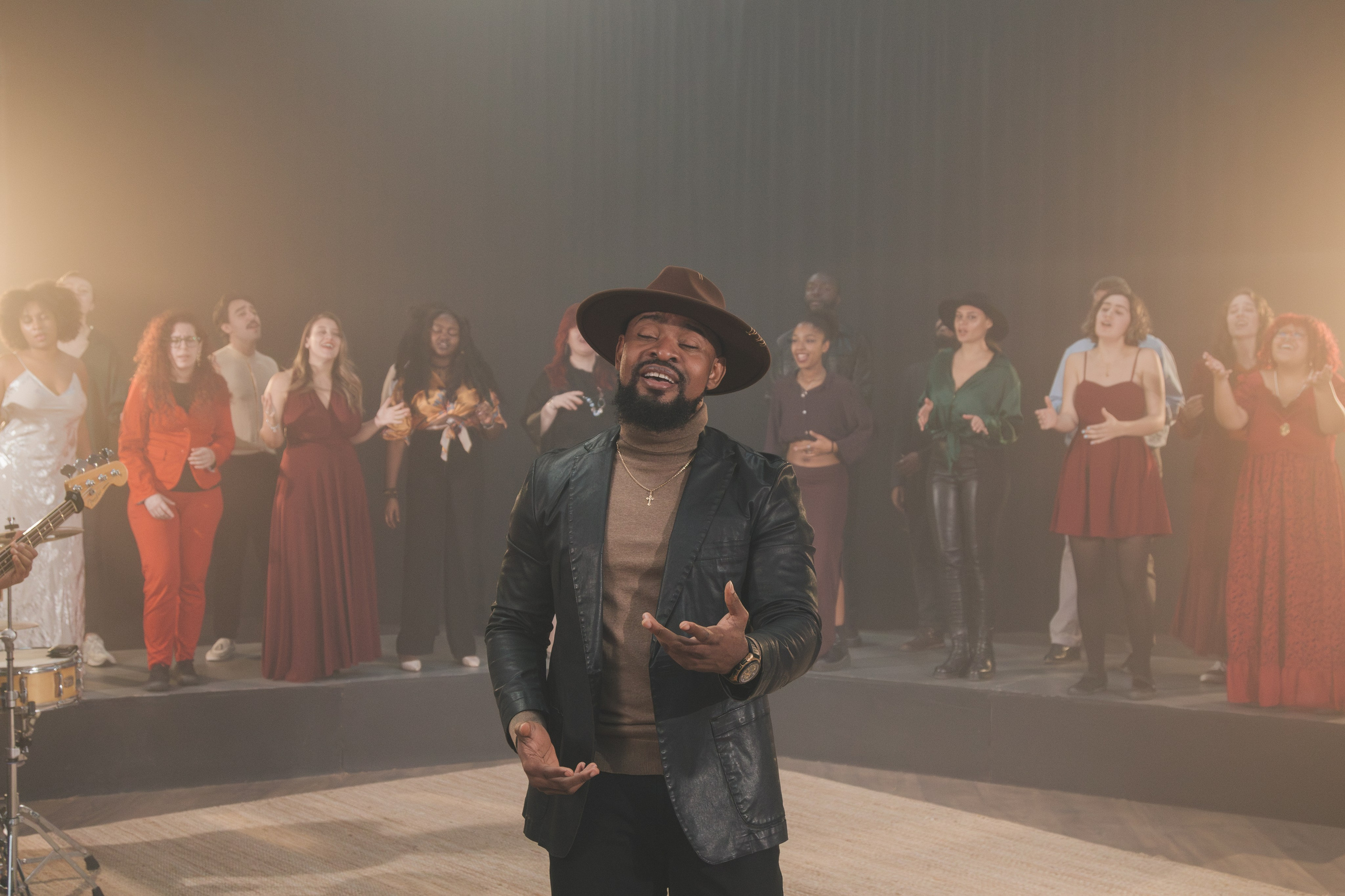 Attih Soul, choir shoot. Alexandra Uzianova — photo and video content in Barcelona