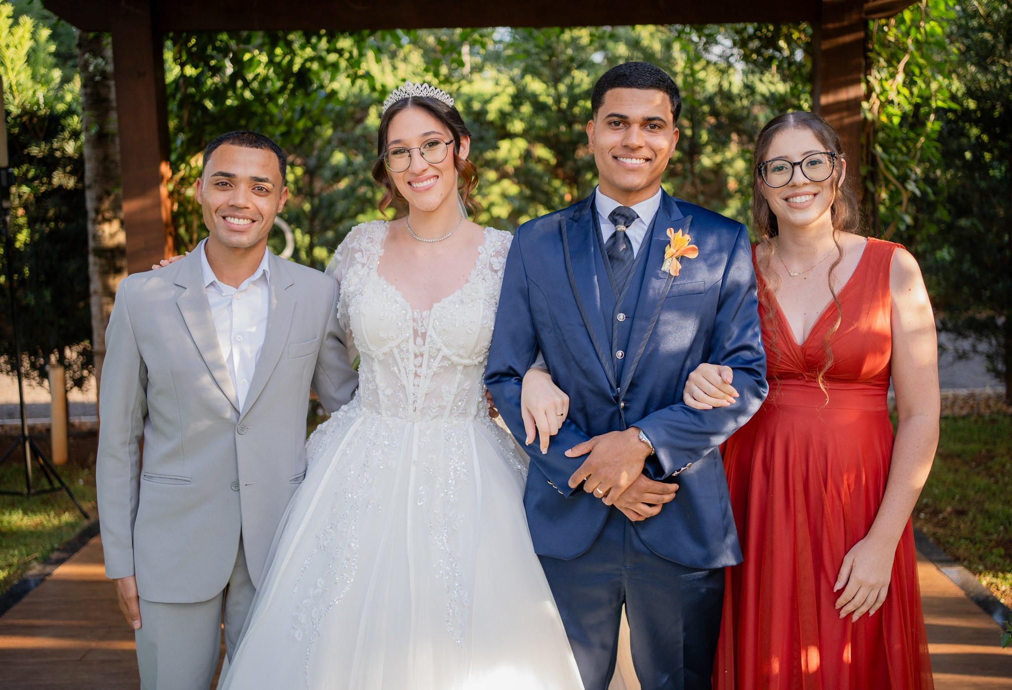 Larissa & Vinicius — Espaço Faveral / Aararaquara. Robson Colaço