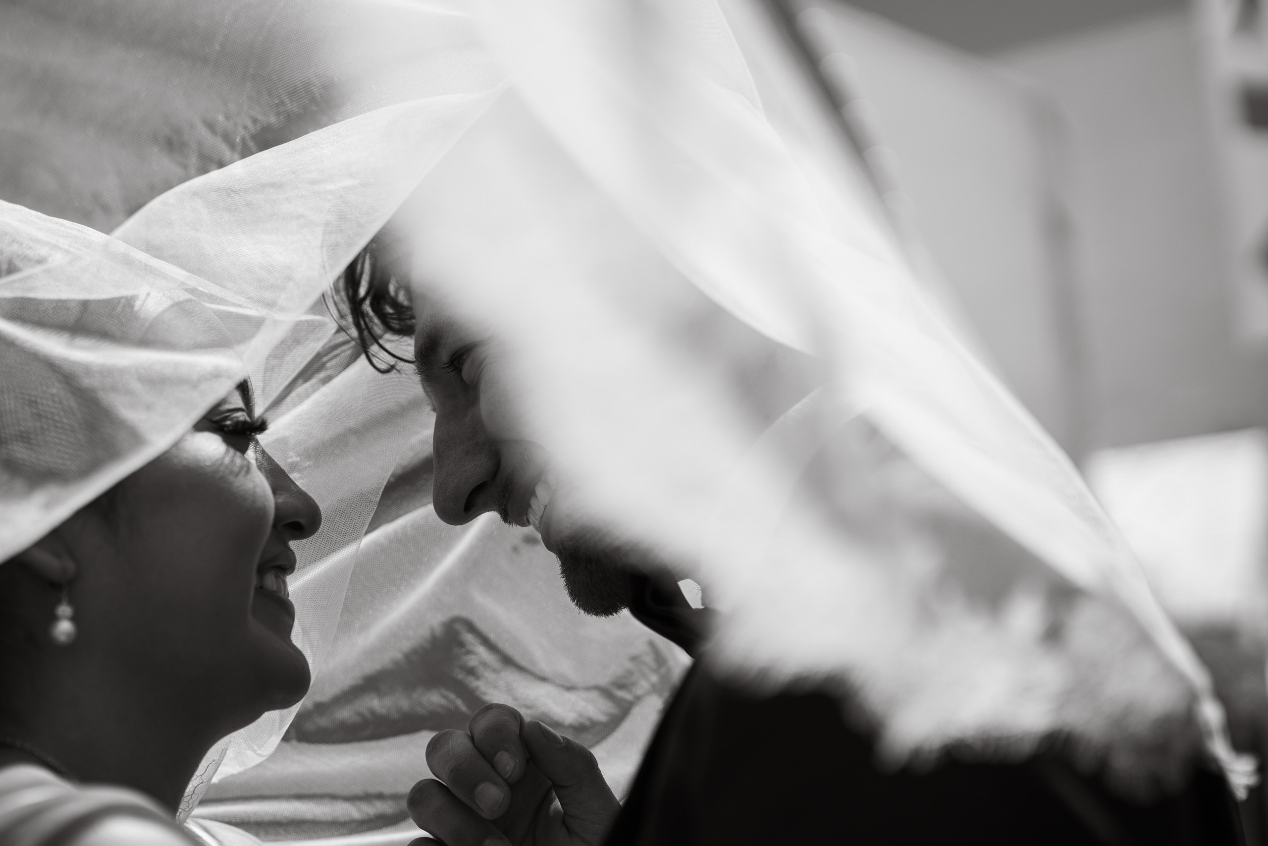 Justin&Sheyla. Wedding & elopement photographer Viktoriya Kravtsov. Las Vegas