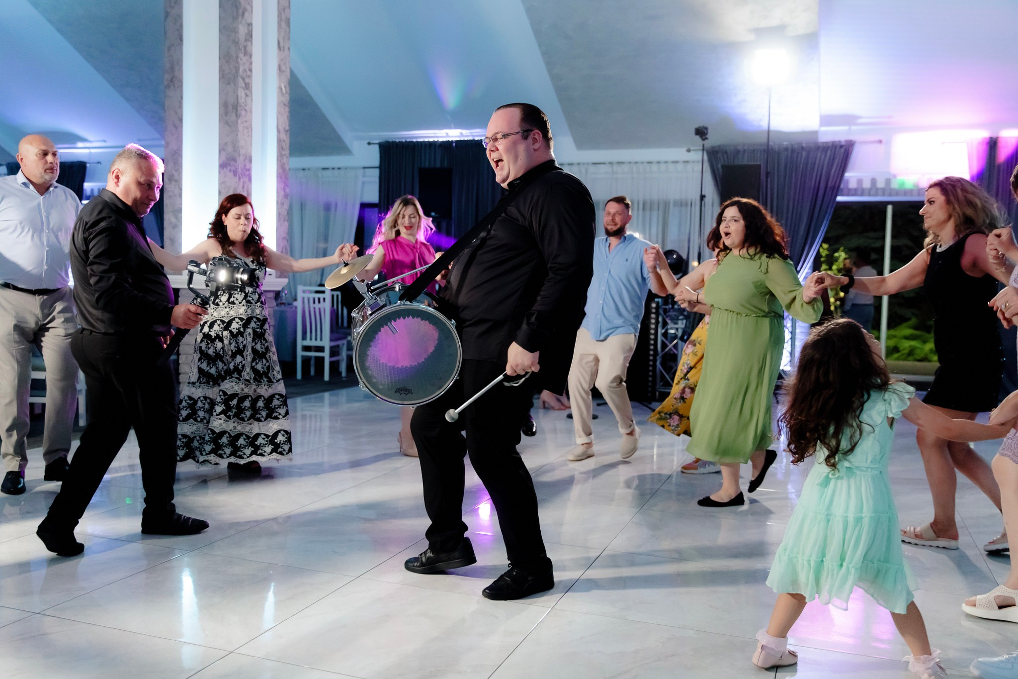 Ioana & Ionuț | Nuntă de poveste la Păstrăvăria Poiana din Mălini județul Suceava. Servicii foto-video profesionale, pentru momente de neuitat