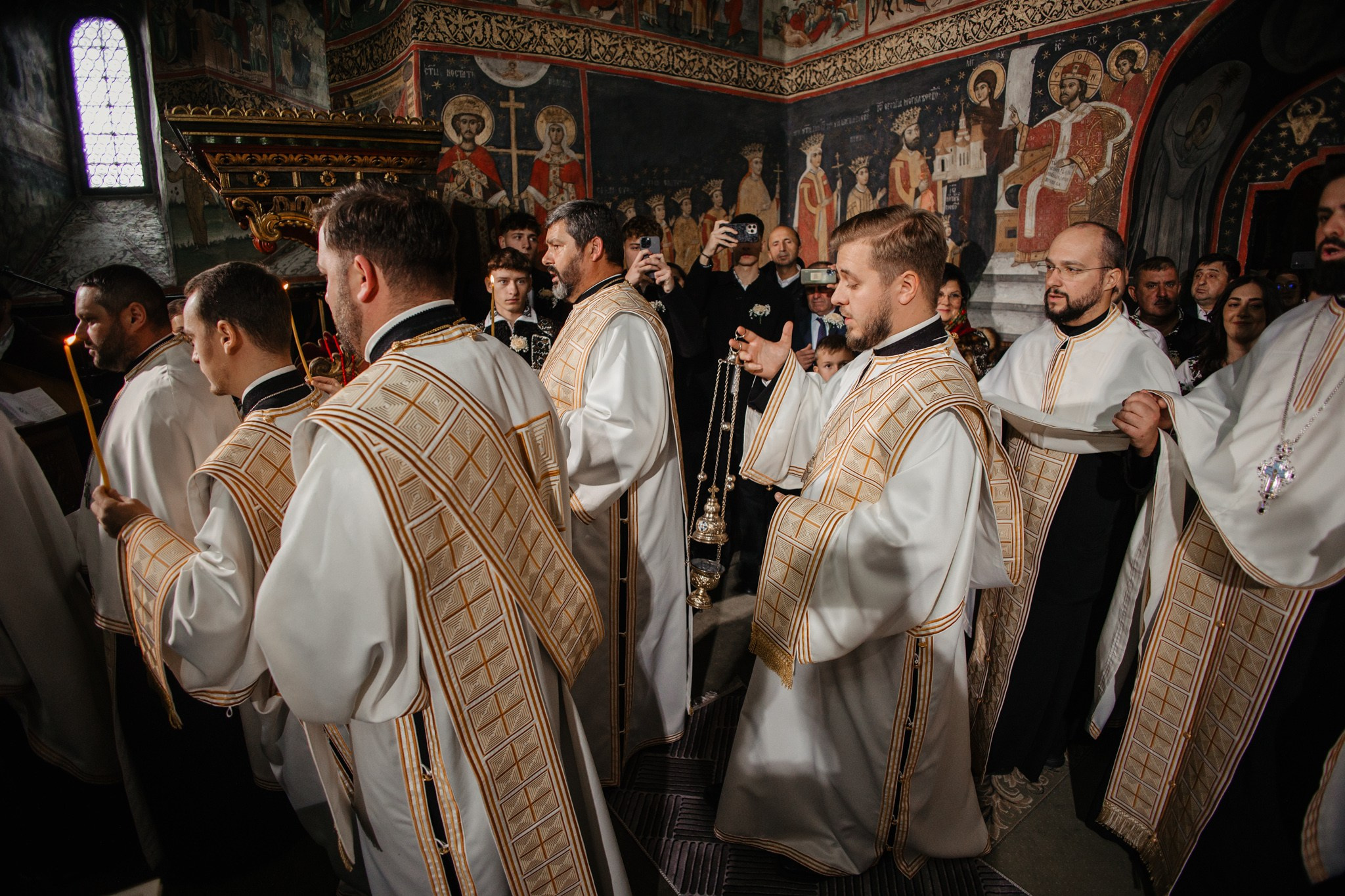 Nunta de Poveste la Sucevița: Cristi și Andreea. Servicii foto-video profesionale, pentru momente de neuitat