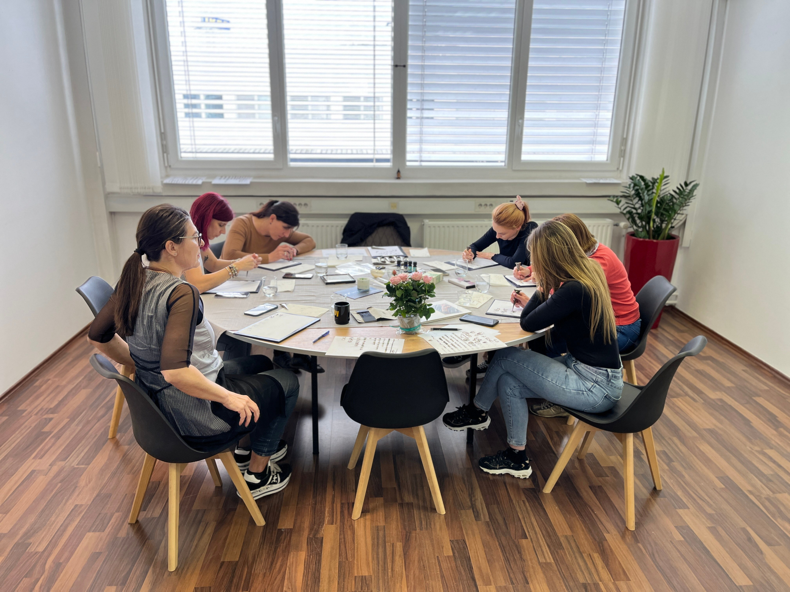 Delavnica poslikave s kano. Numerologija. Nevrografika. Delavnice