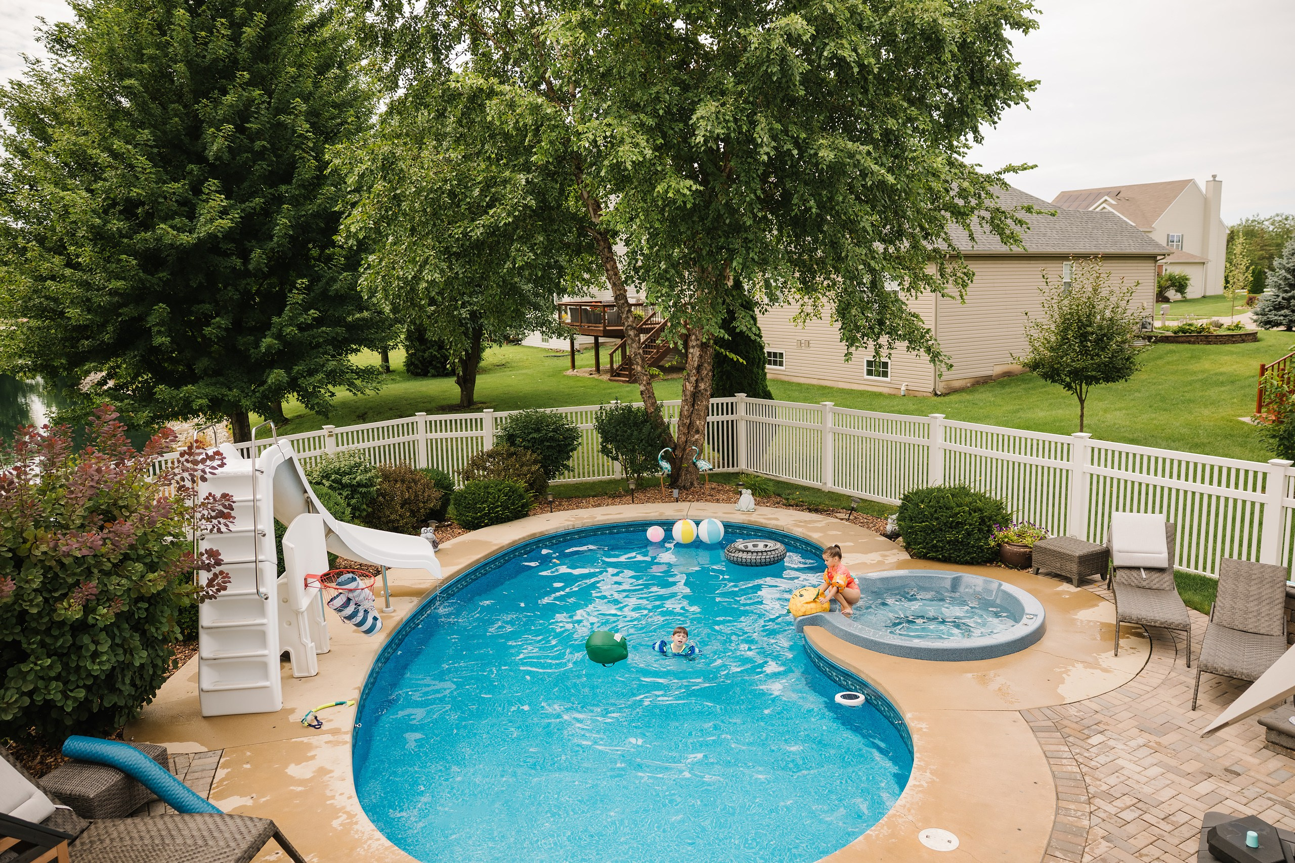 Birthday Party. Wedding family event photographer in Chicago Nick Yushevich