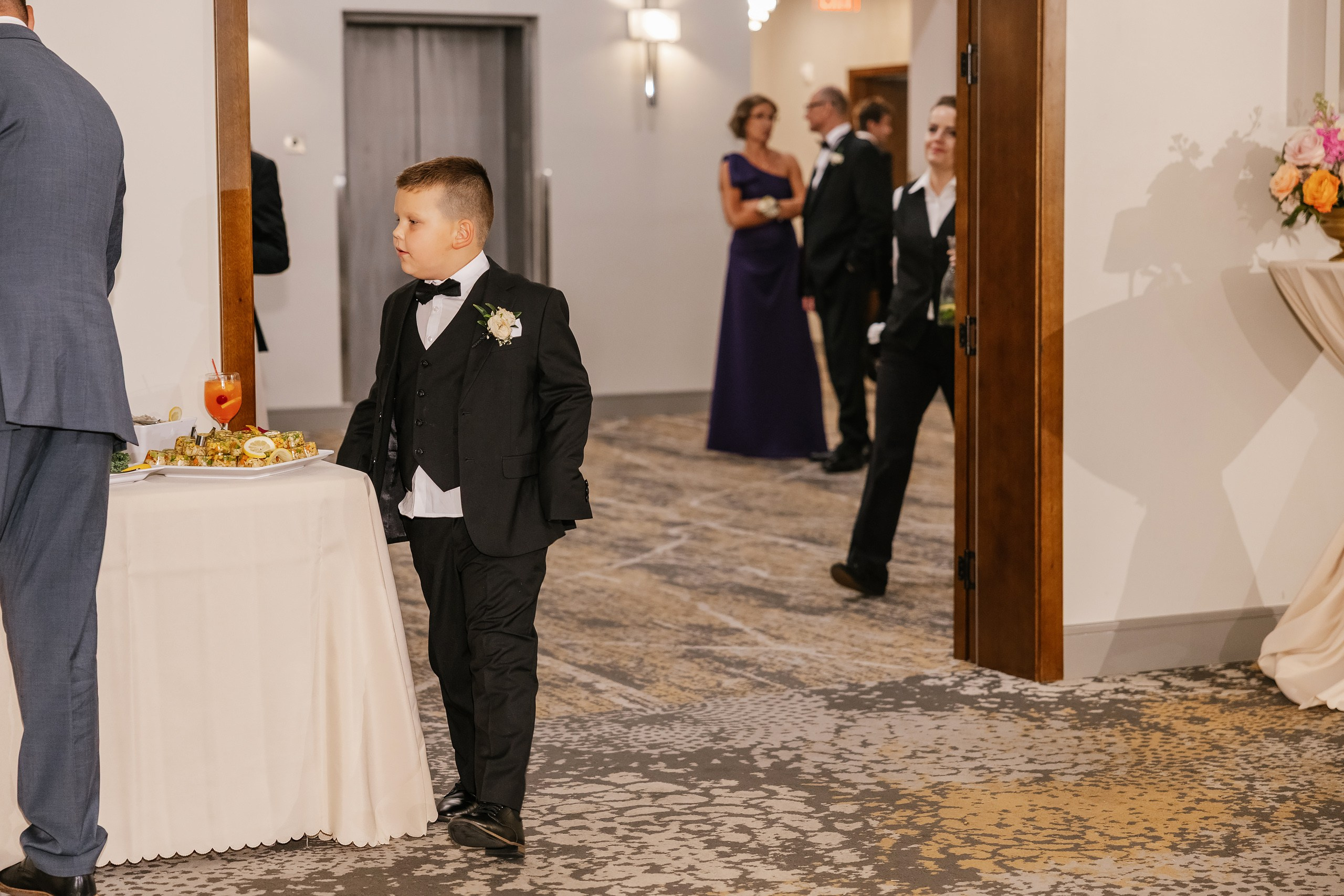 09.06.2025 Wedding. Wedding family event photographer in Chicago Nick Yushevich