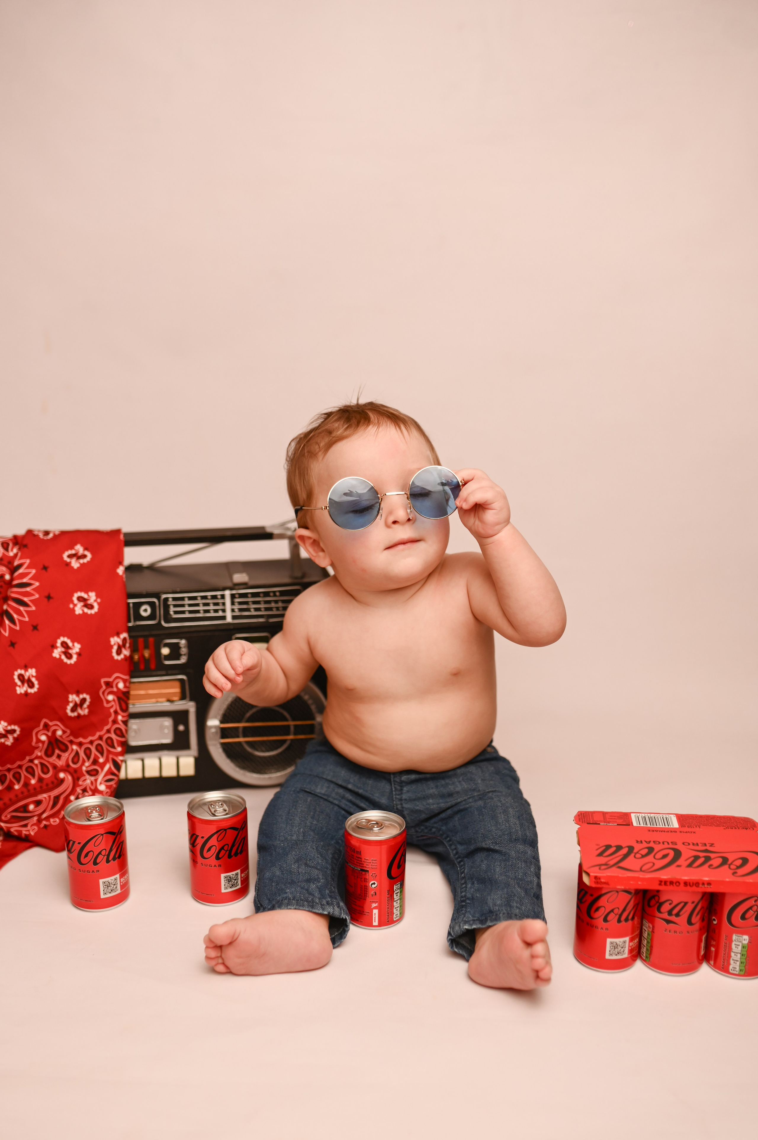 Baby Photoshoot (3-11months old). WELCOME
