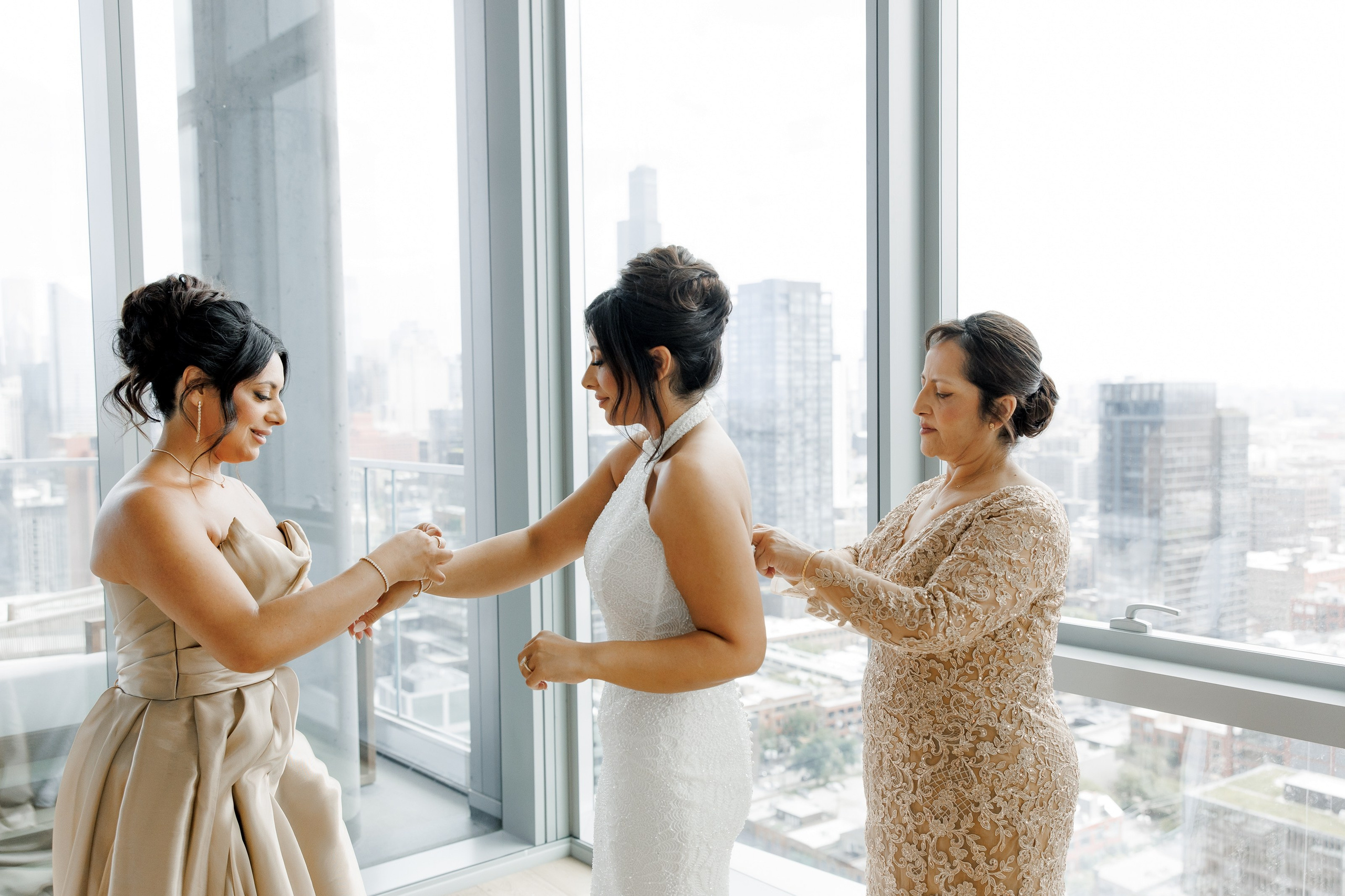 Nora & CJ. Svyatoslav Bogdanov — destination photographer