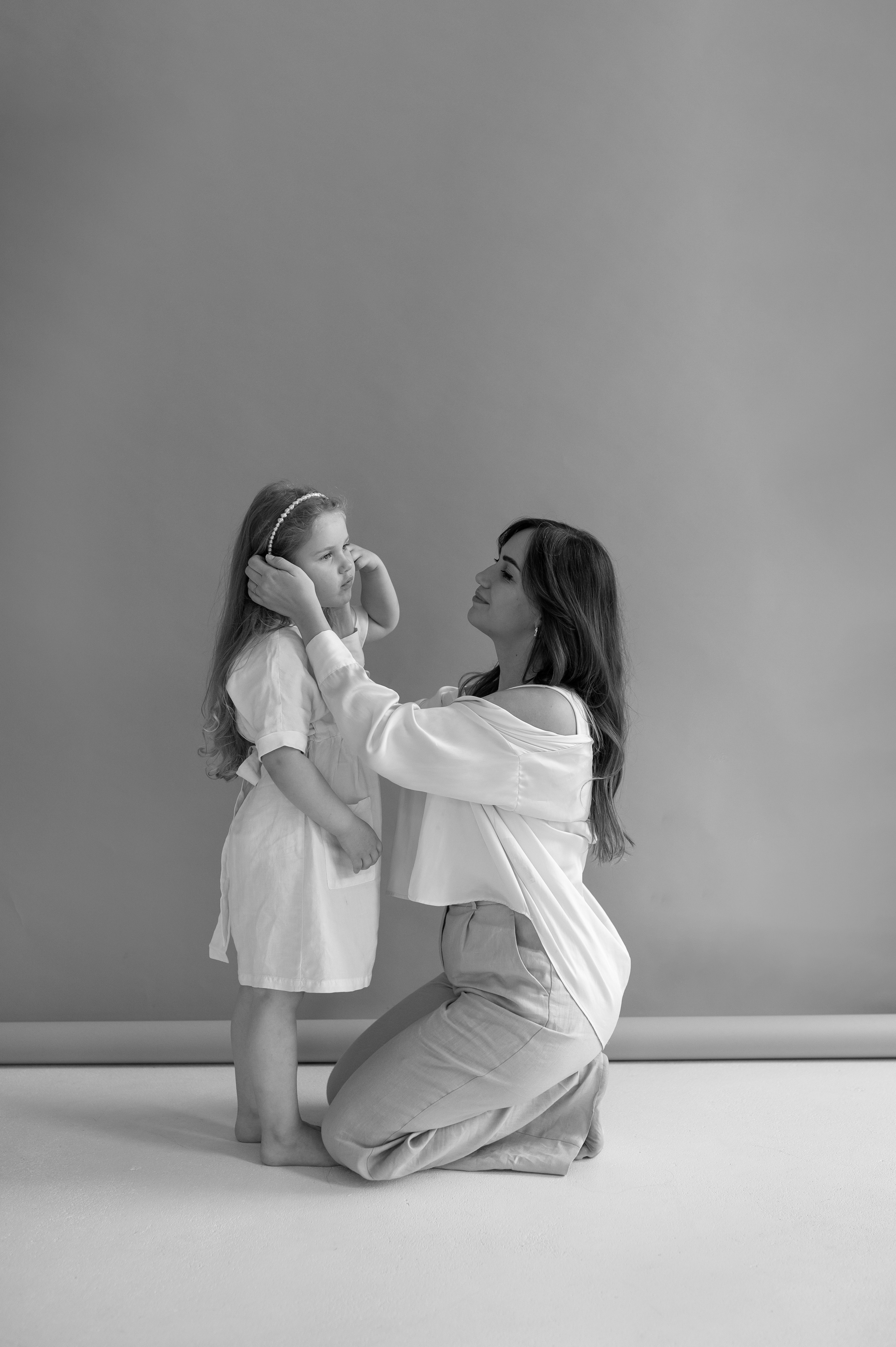 Denis, Veronika, Ariela, Joy, 2022. Wedding photographer in Wroclaw Warsaw Krakow Margarita Tuleiko