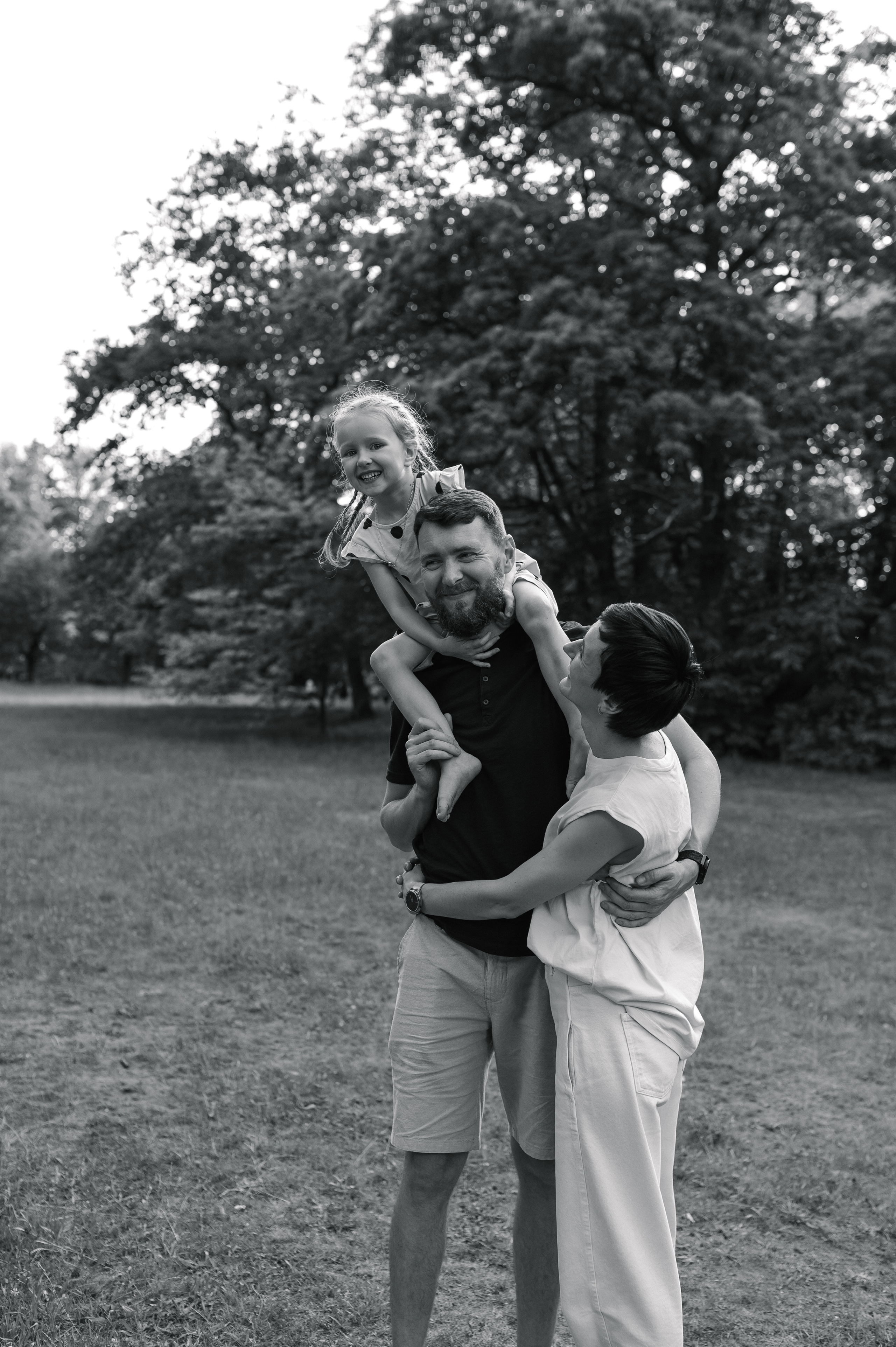 Alexei, Lilia, Alisa, 2022. Wedding photographer in Wroclaw Warsaw Krakow Margarita Tuleiko