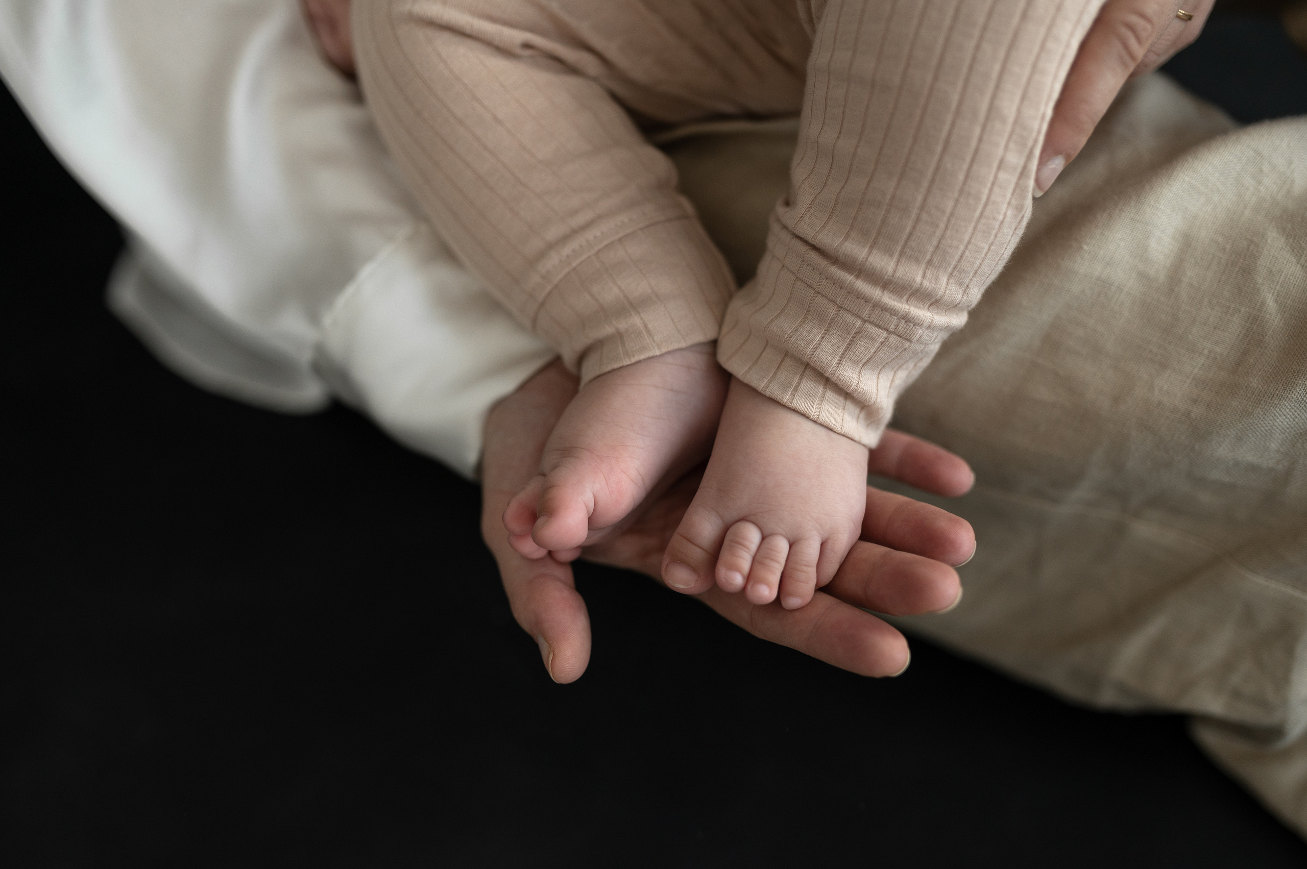 Denis, Veronika, Ariela, Joy, 2022. Wedding photographer in Wroclaw Warsaw Krakow Margarita Tuleiko