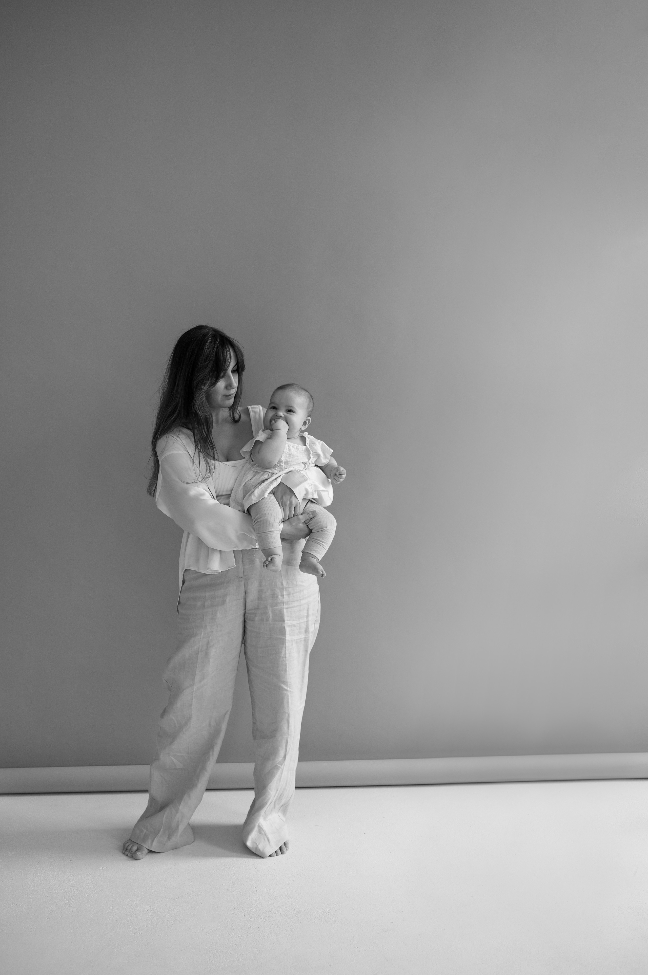 Denis, Veronika, Ariela, Joy, 2022. Wedding photographer in Wroclaw Warsaw Krakow Margarita Tuleiko