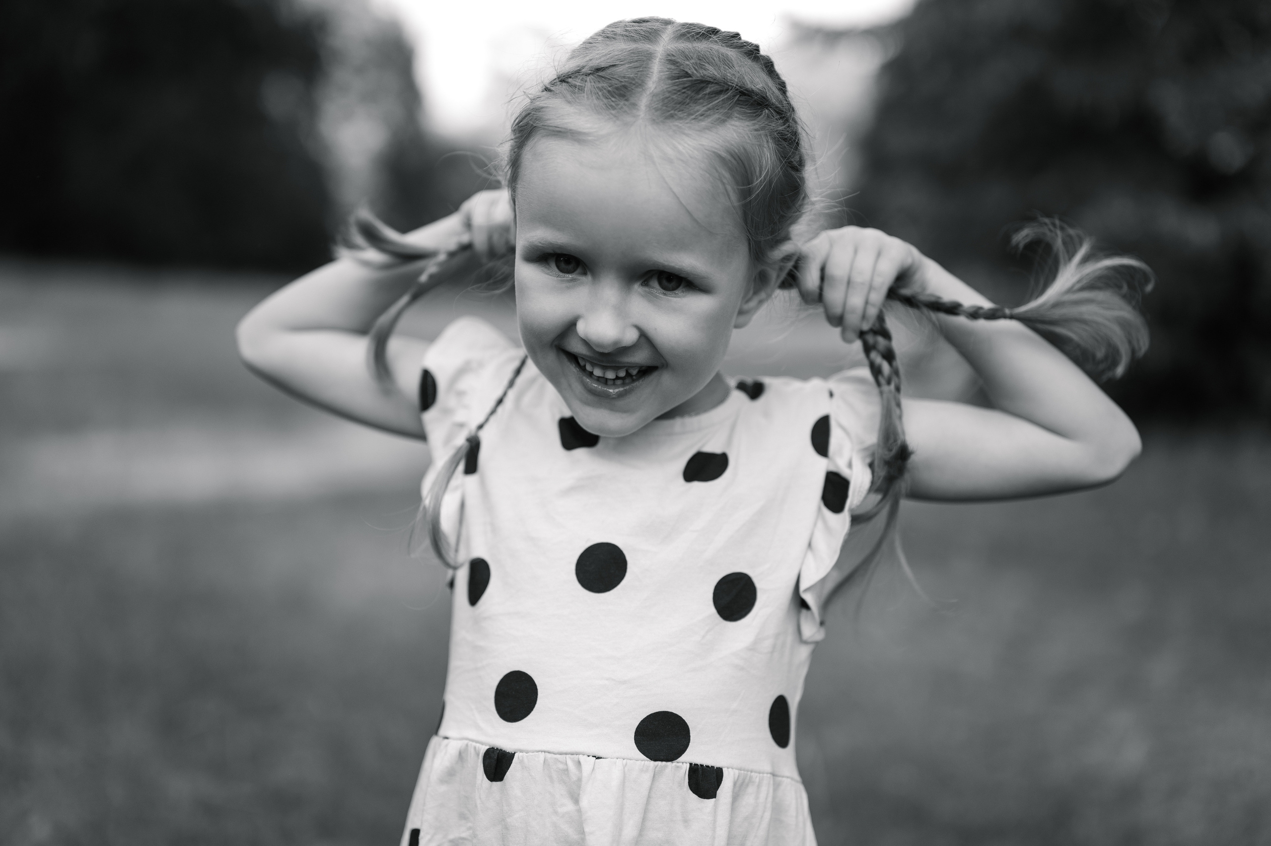 Alexei, Lilia, Alisa, 2022. Wedding photographer in Wroclaw Warsaw Krakow Margarita Tuleiko